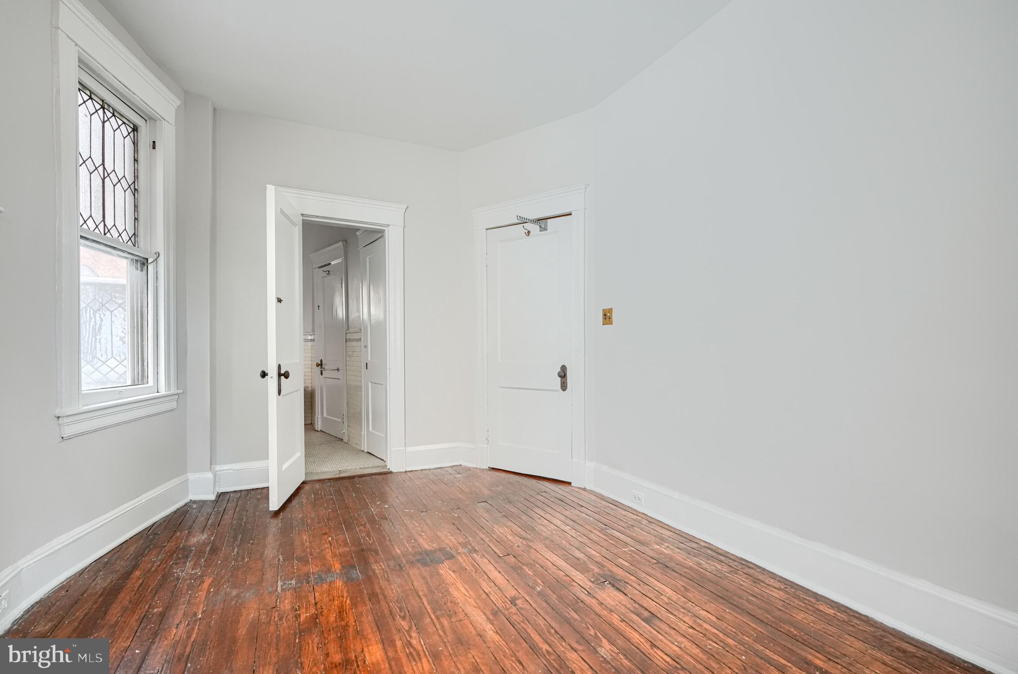 CHARLES VILLAGE - Residential