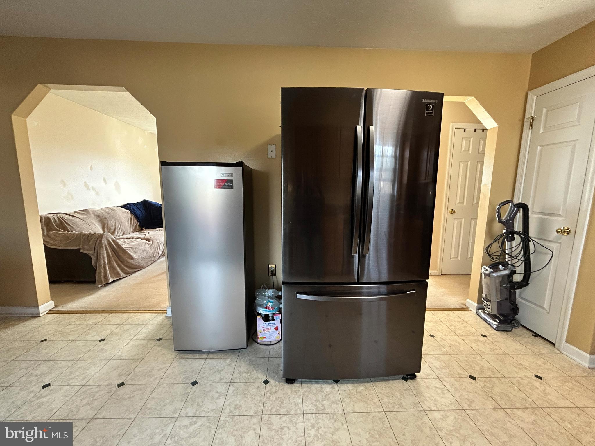 ELIZABETH STATION - Residential