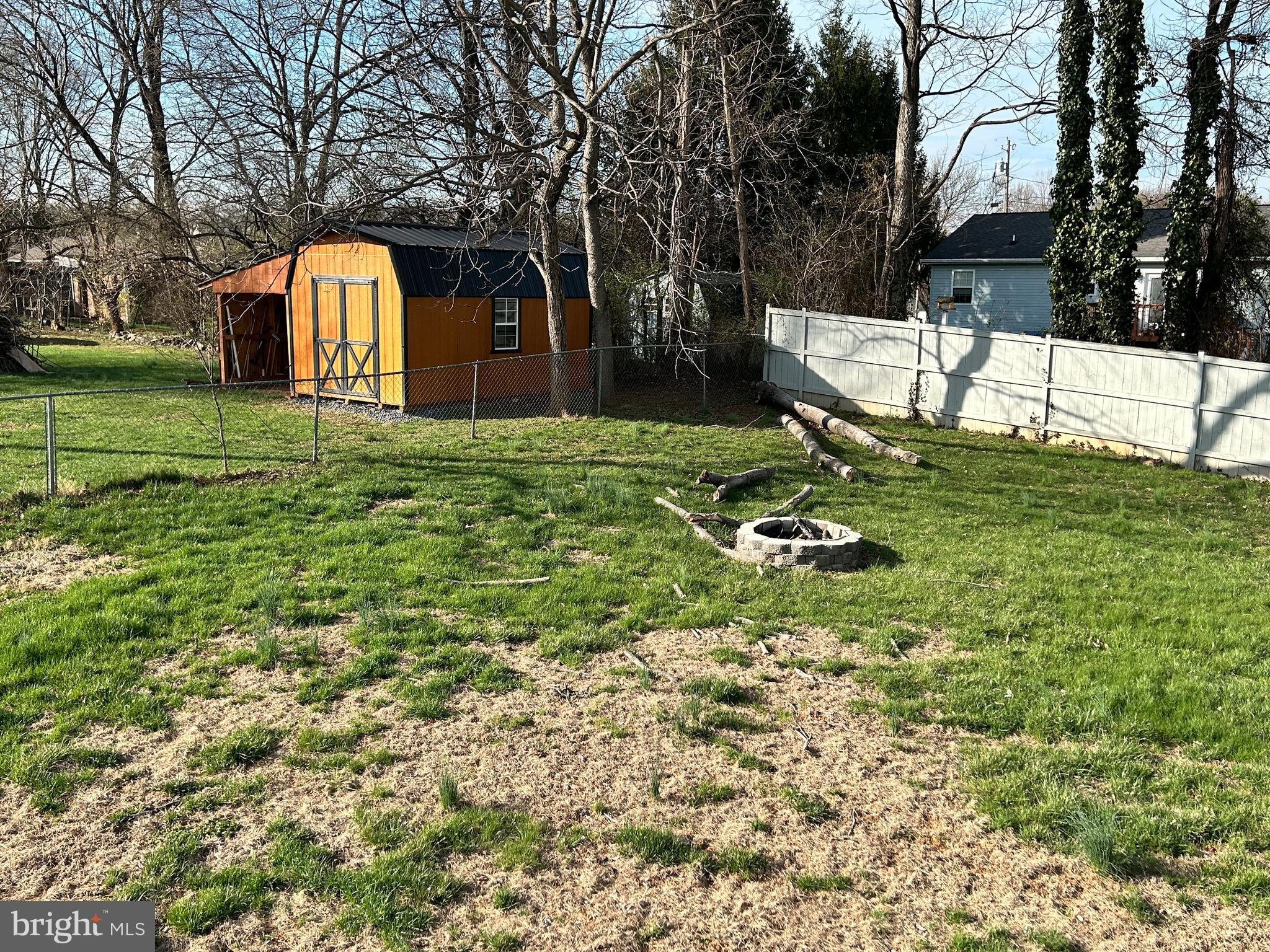 ELIZABETH STATION - Residential