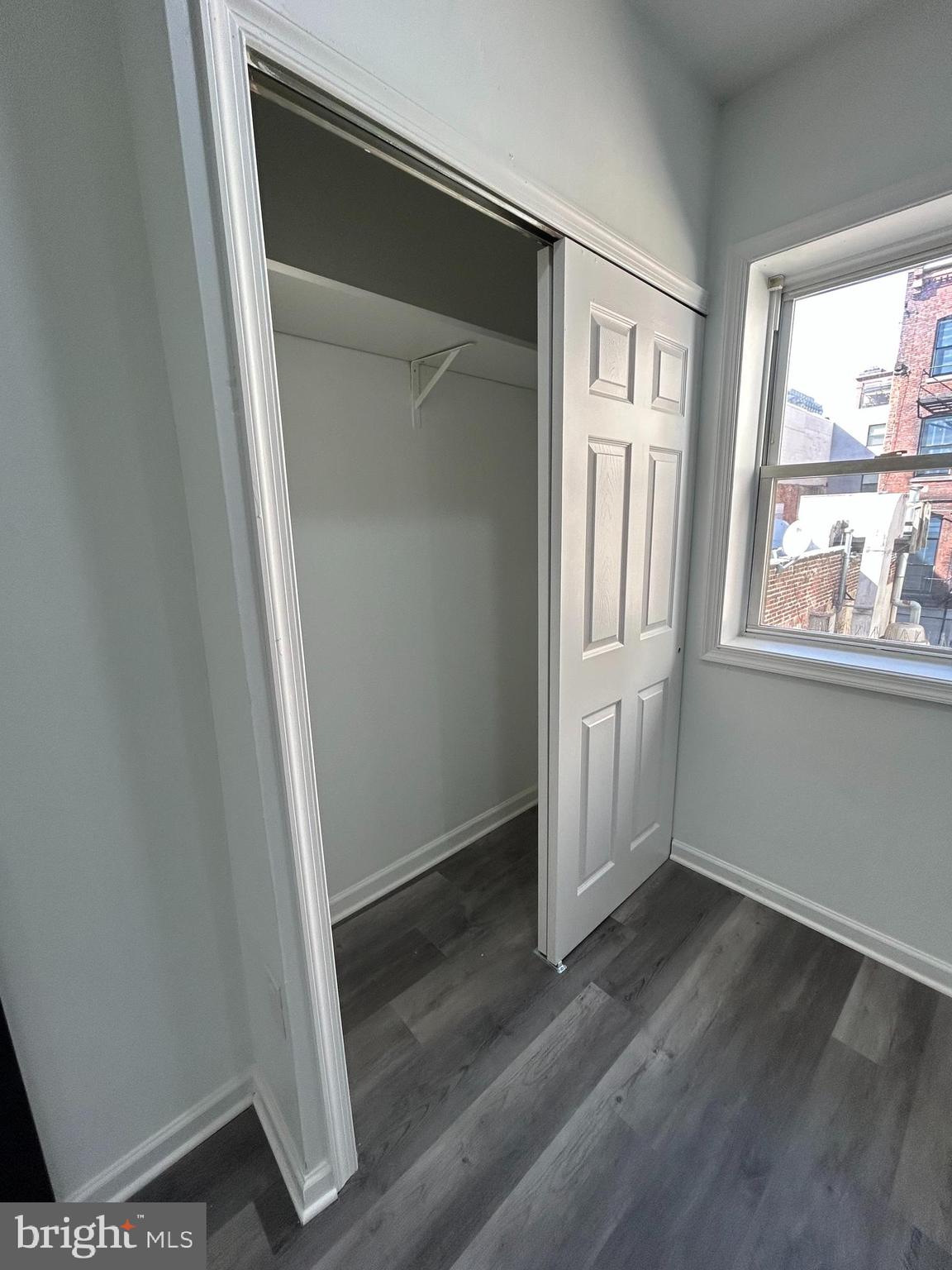 WASHINGTON SQ - Residential Lease