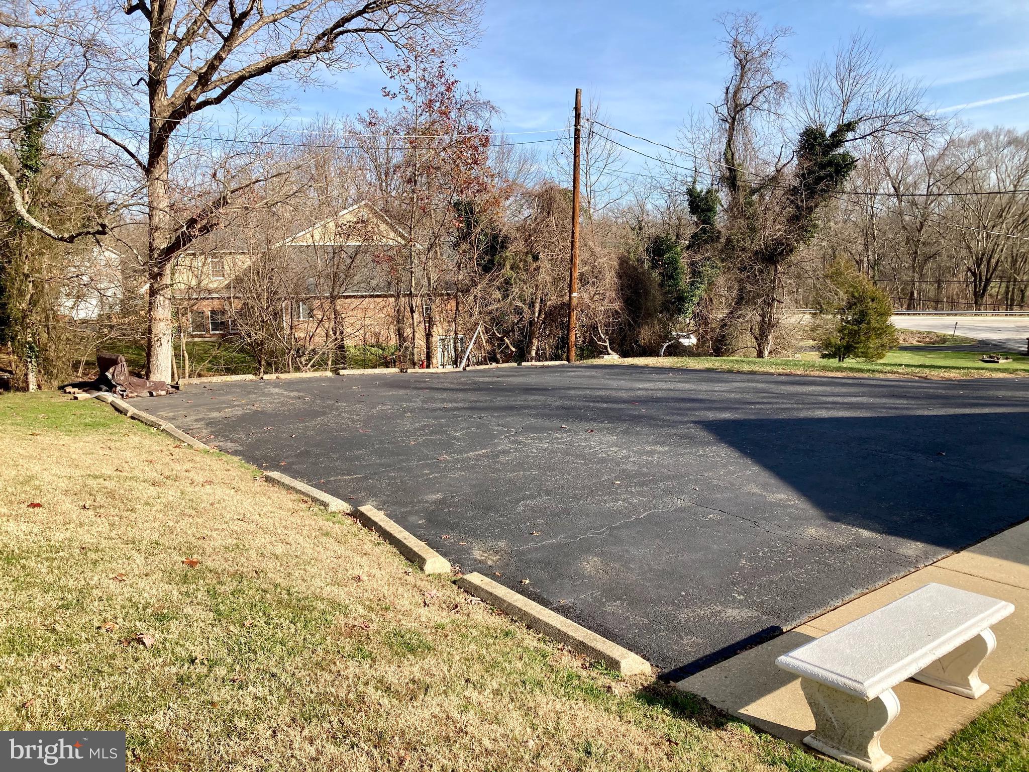 NORRIS PYLES OLD MILL ES - Residential