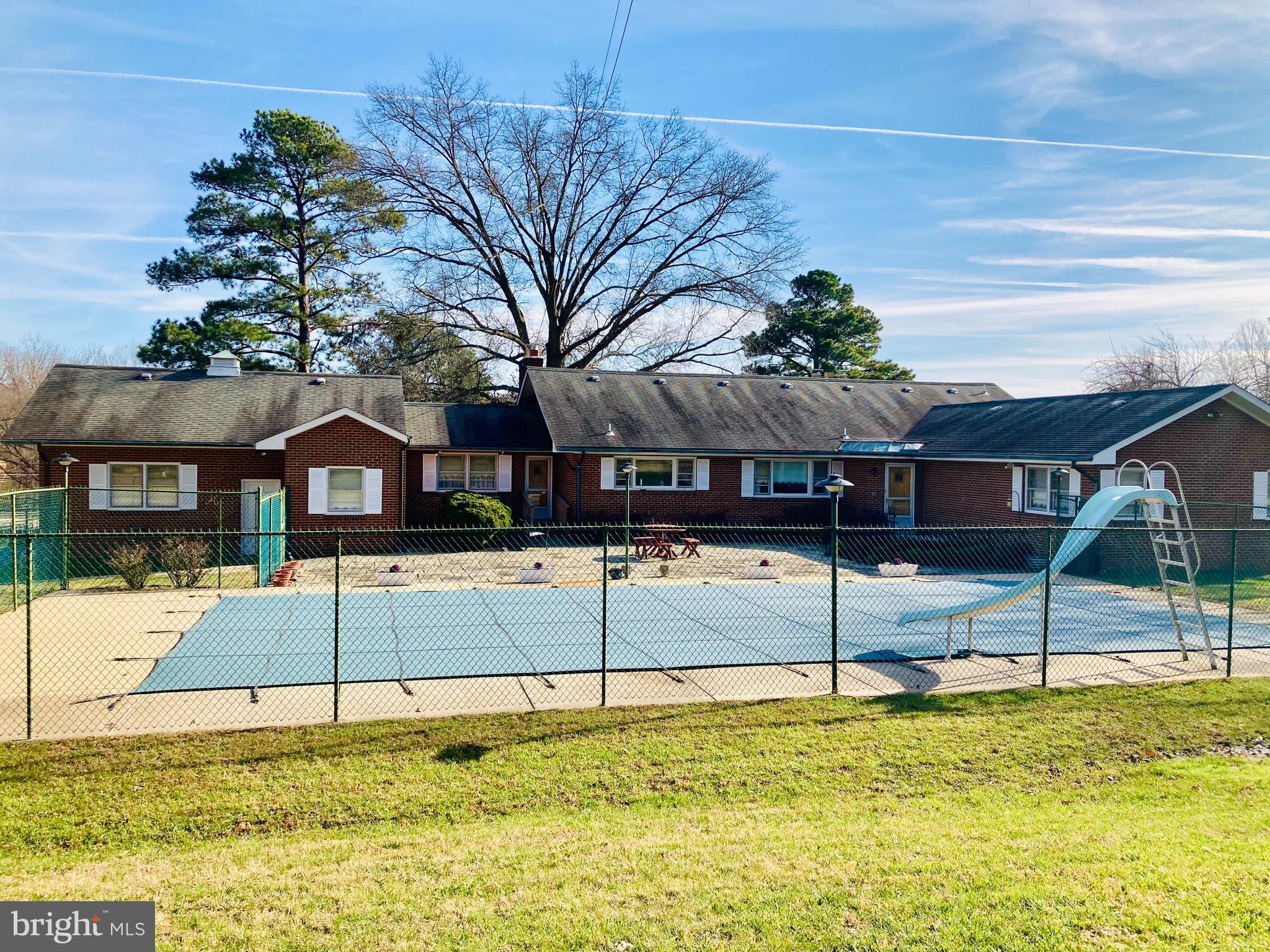 NORRIS PYLES OLD MILL ES - Residential