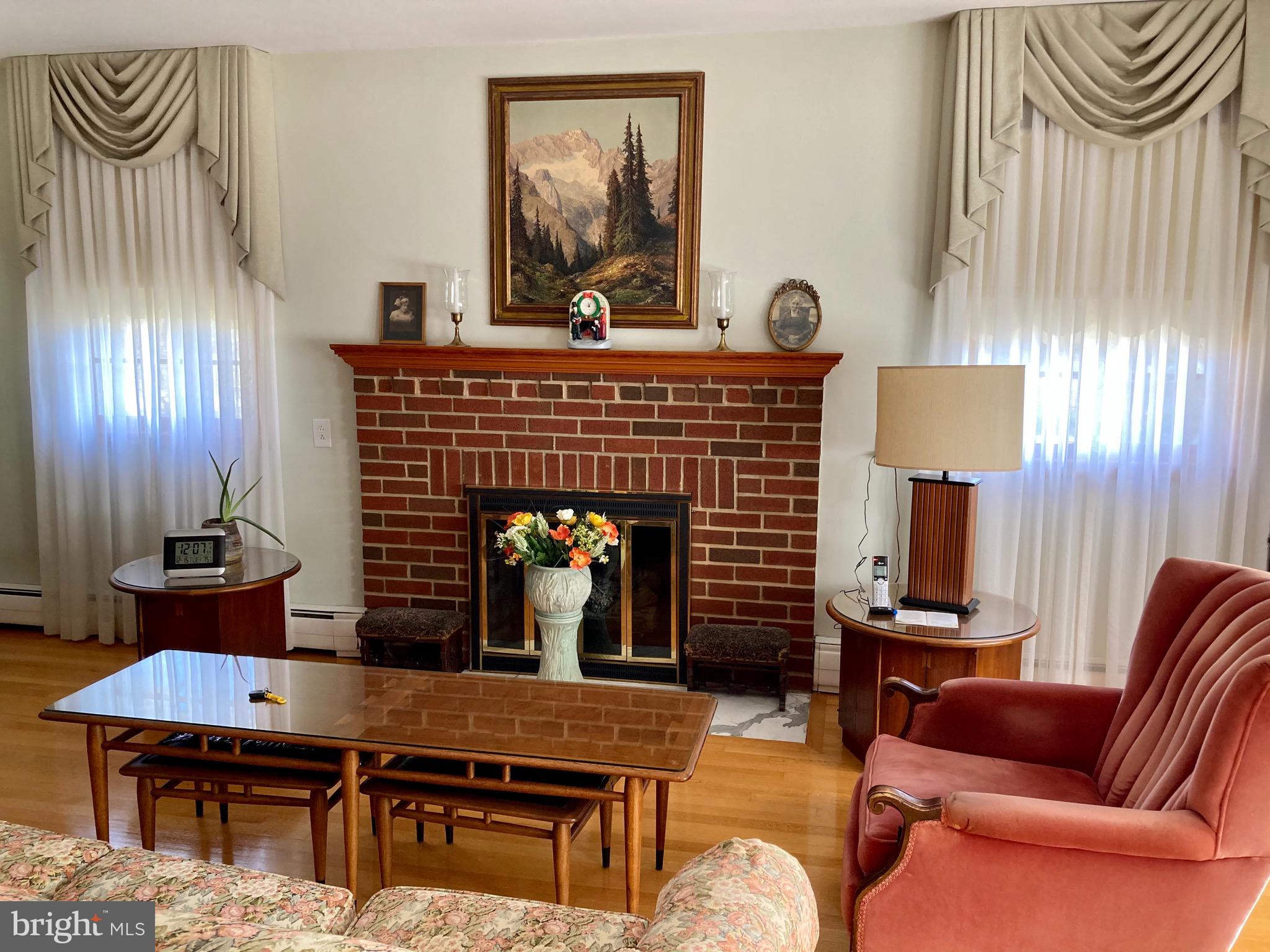 NORRIS PYLES OLD MILL ES - Residential