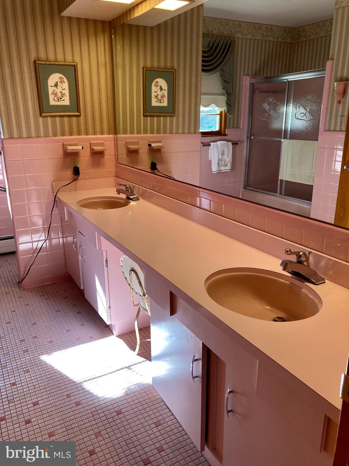 NORRIS PYLES OLD MILL ES - Residential