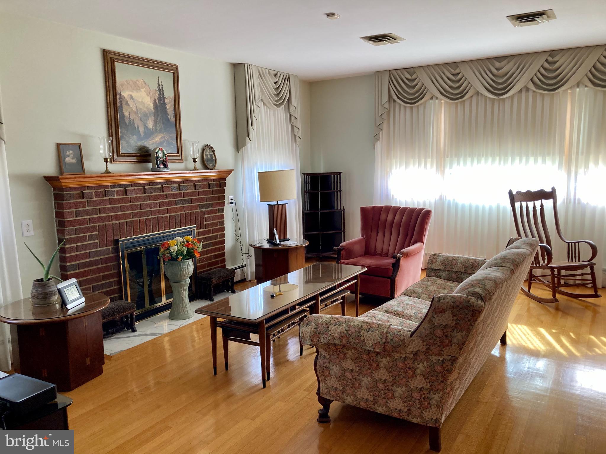 NORRIS PYLES OLD MILL ES - Residential