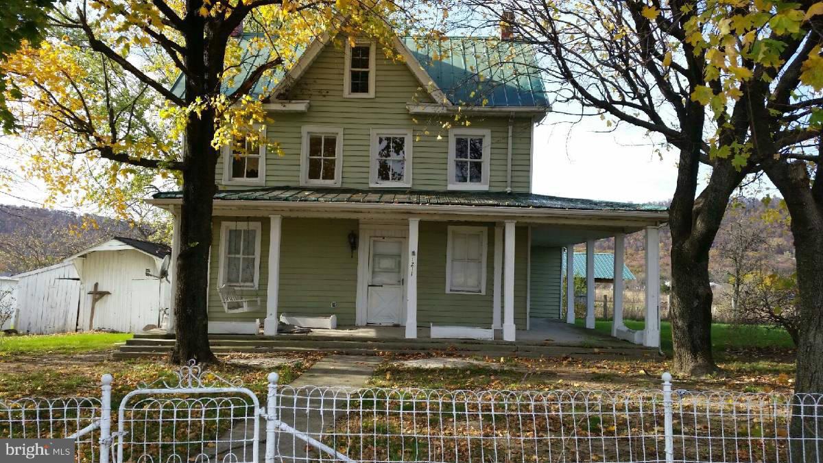 78 Acres! UNRESTRICTED LAND! (parcel 19- 77.61ac. and parcel 19.1- .39 ac) This beautiful acreage on Reunion Corner Rd. in Gerrardstown has a 3 bedroom/1 bath colonial farmhouse built in 1900 situated on it with some sheds and outbuildings.
