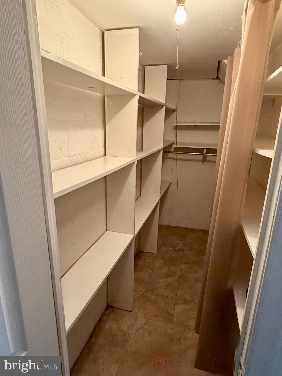 SOMERTON - Residential