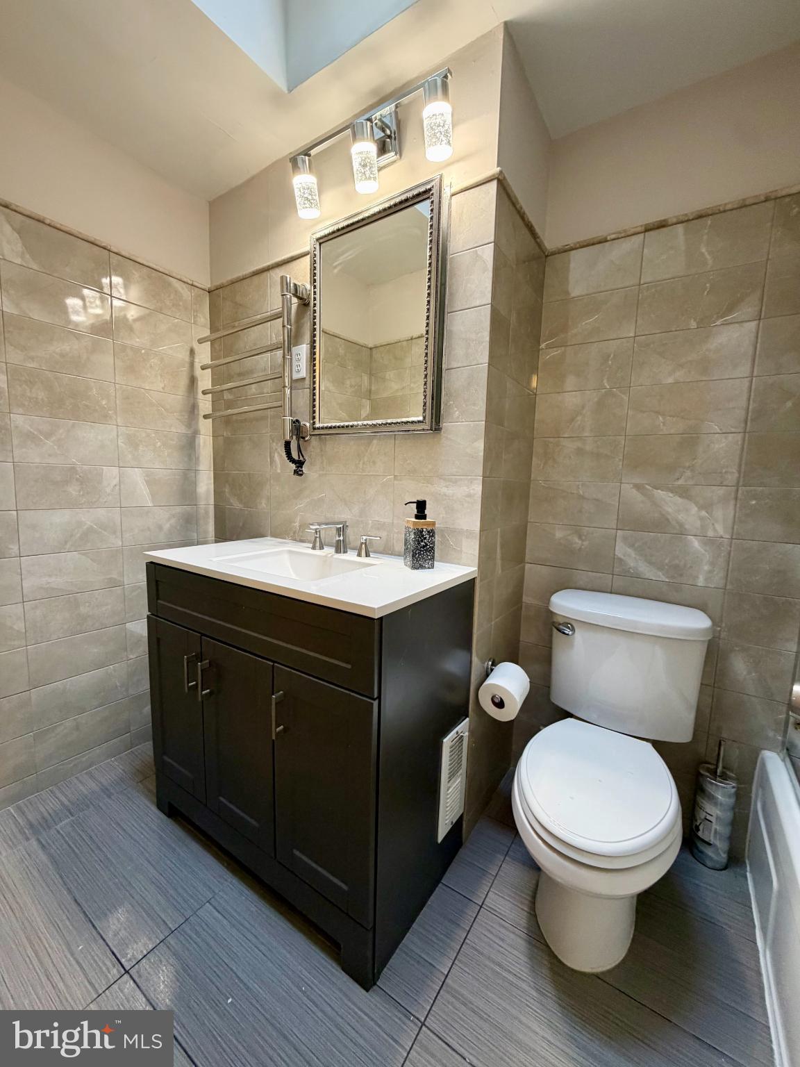 SOMERTON - Residential