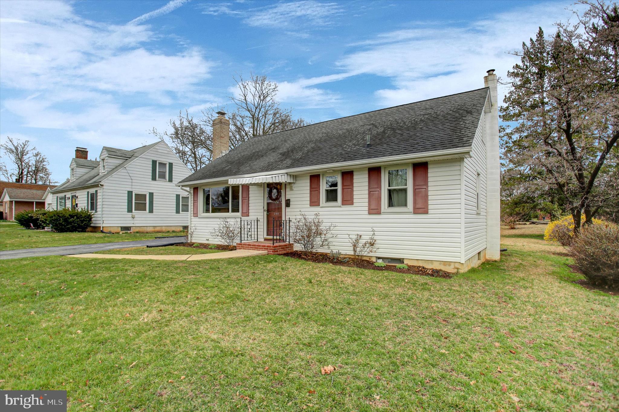 233 LURGAN AVENUE AVENUE