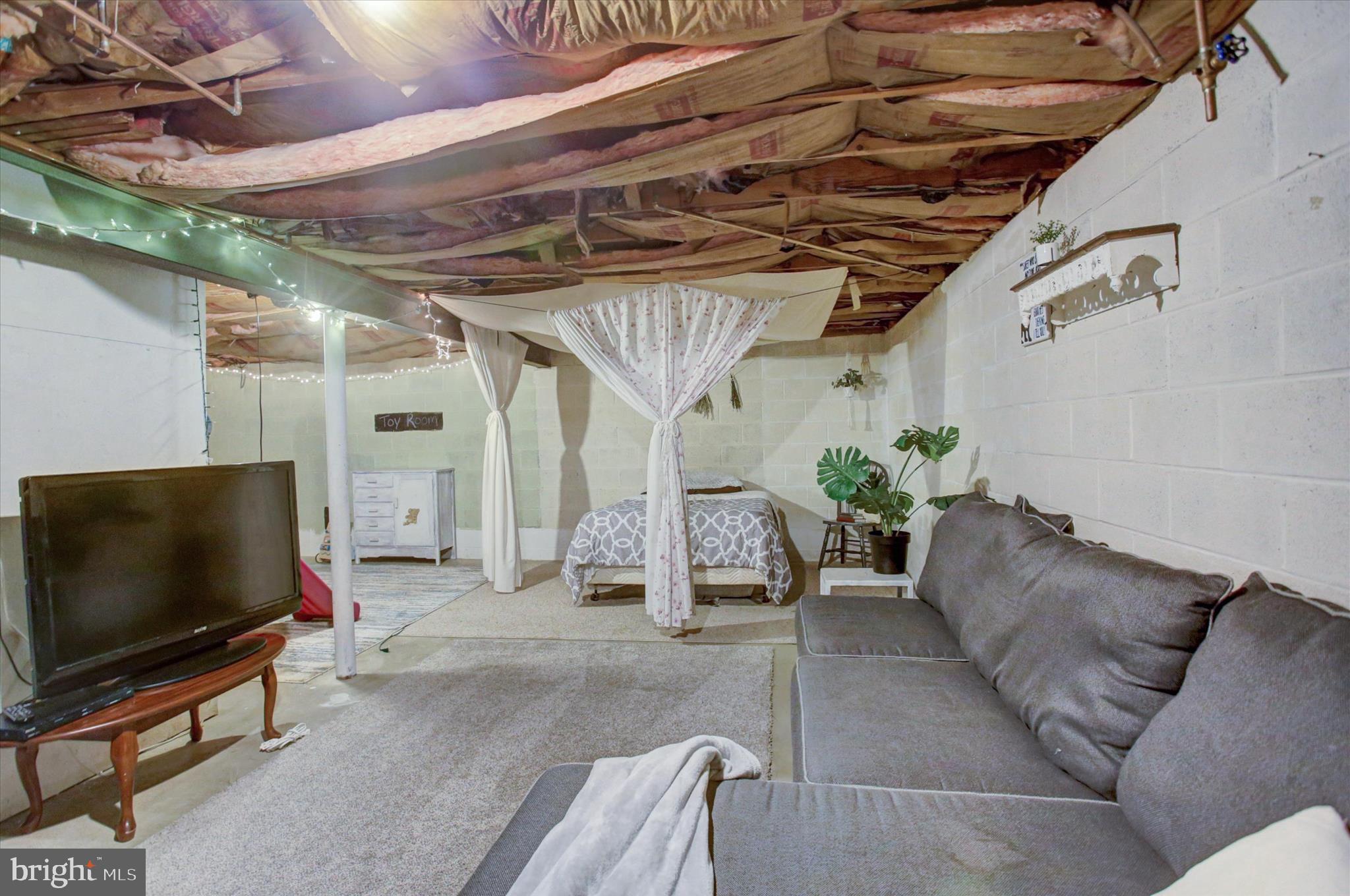 OAKLAND PARK - Residential