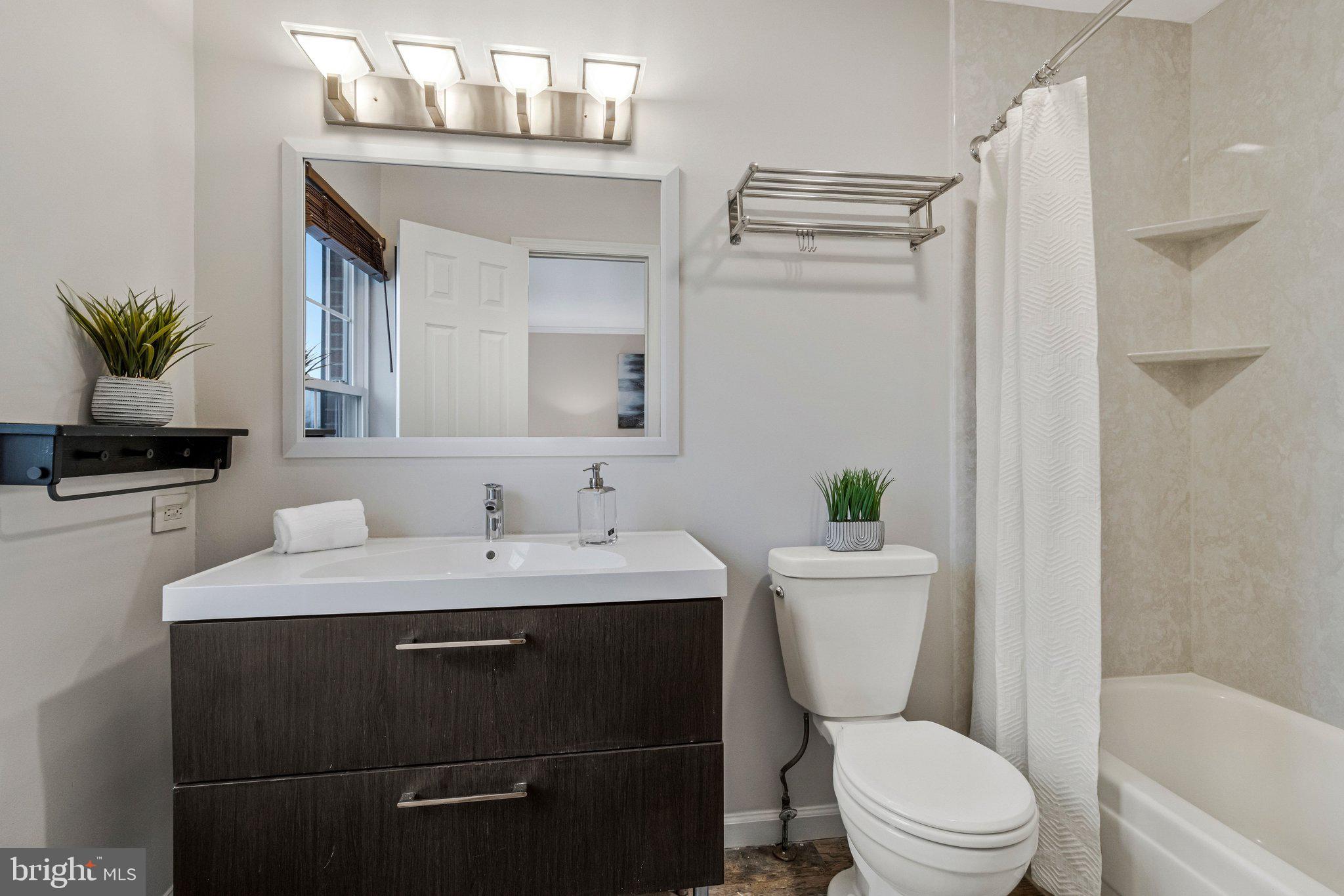 GREENBROOK VILLAGE - Residential