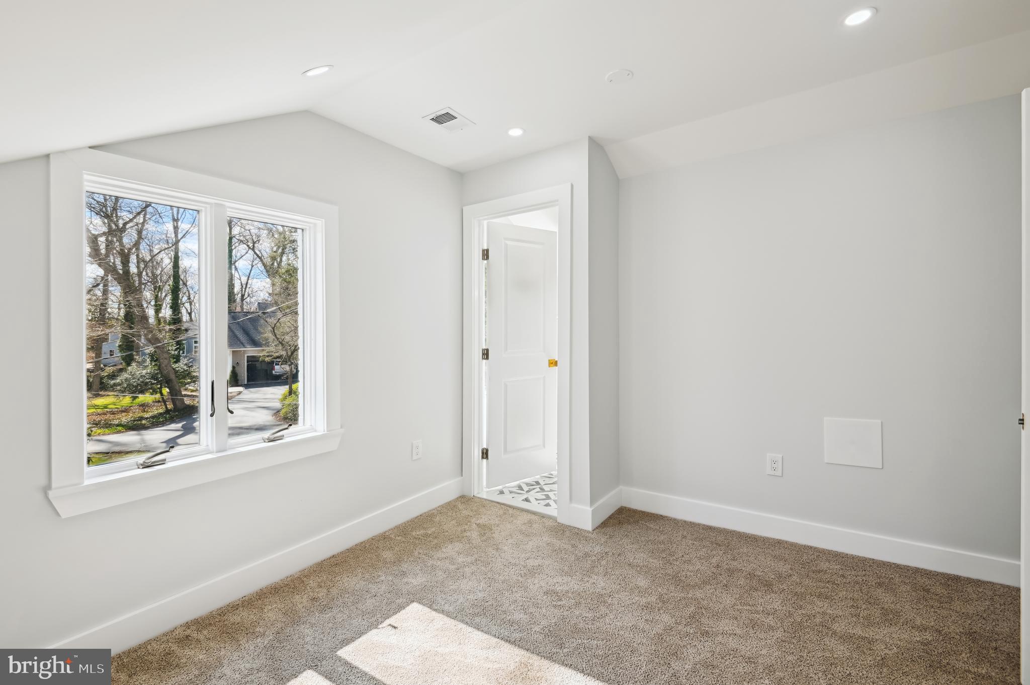 LAKELAND - Residential