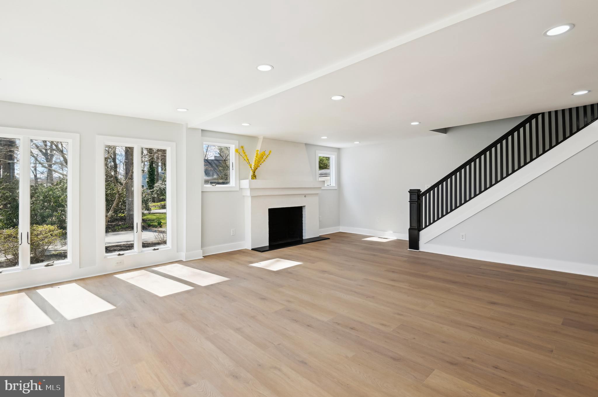 LAKELAND - Residential