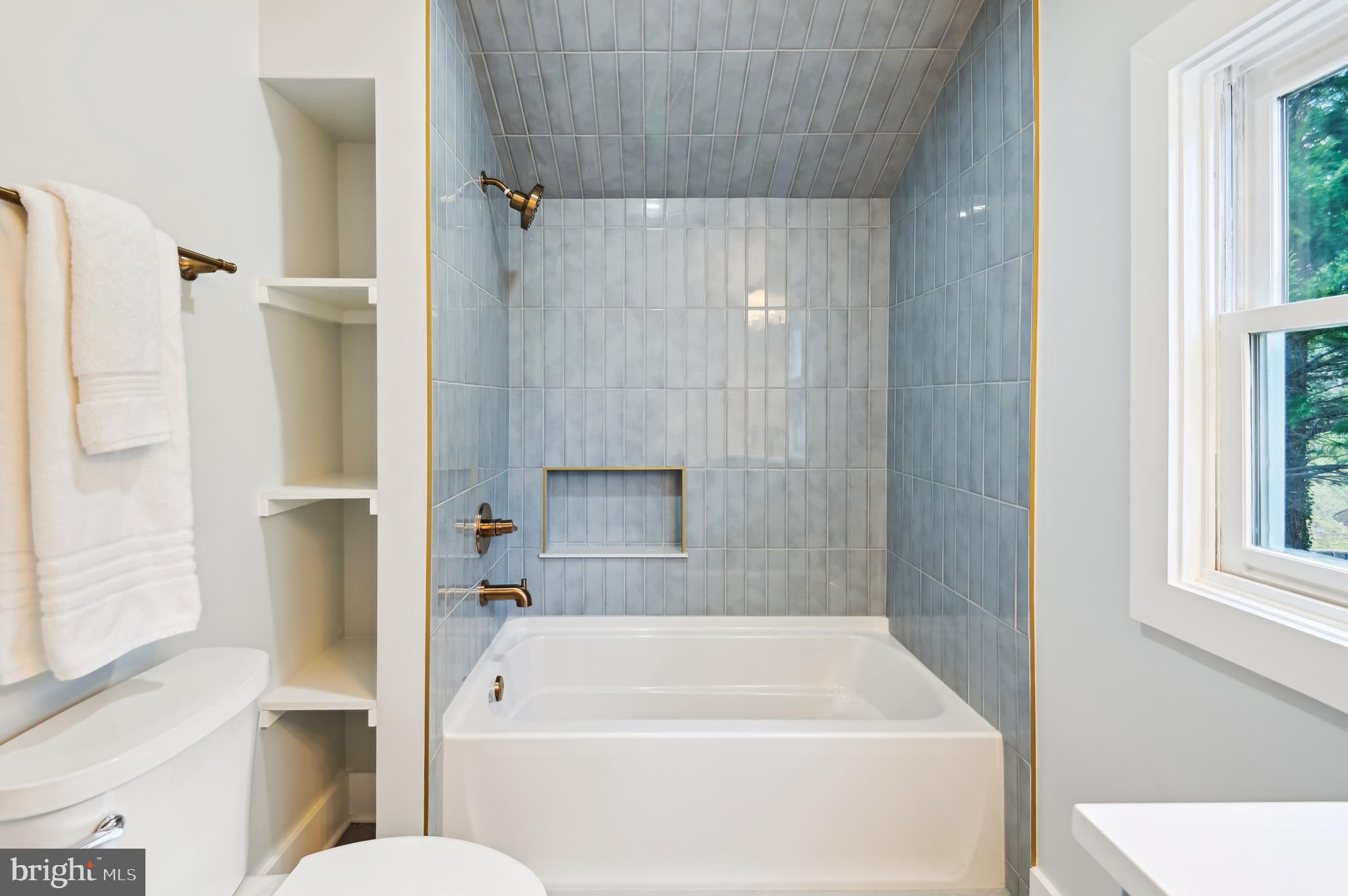 LAKELAND - Residential