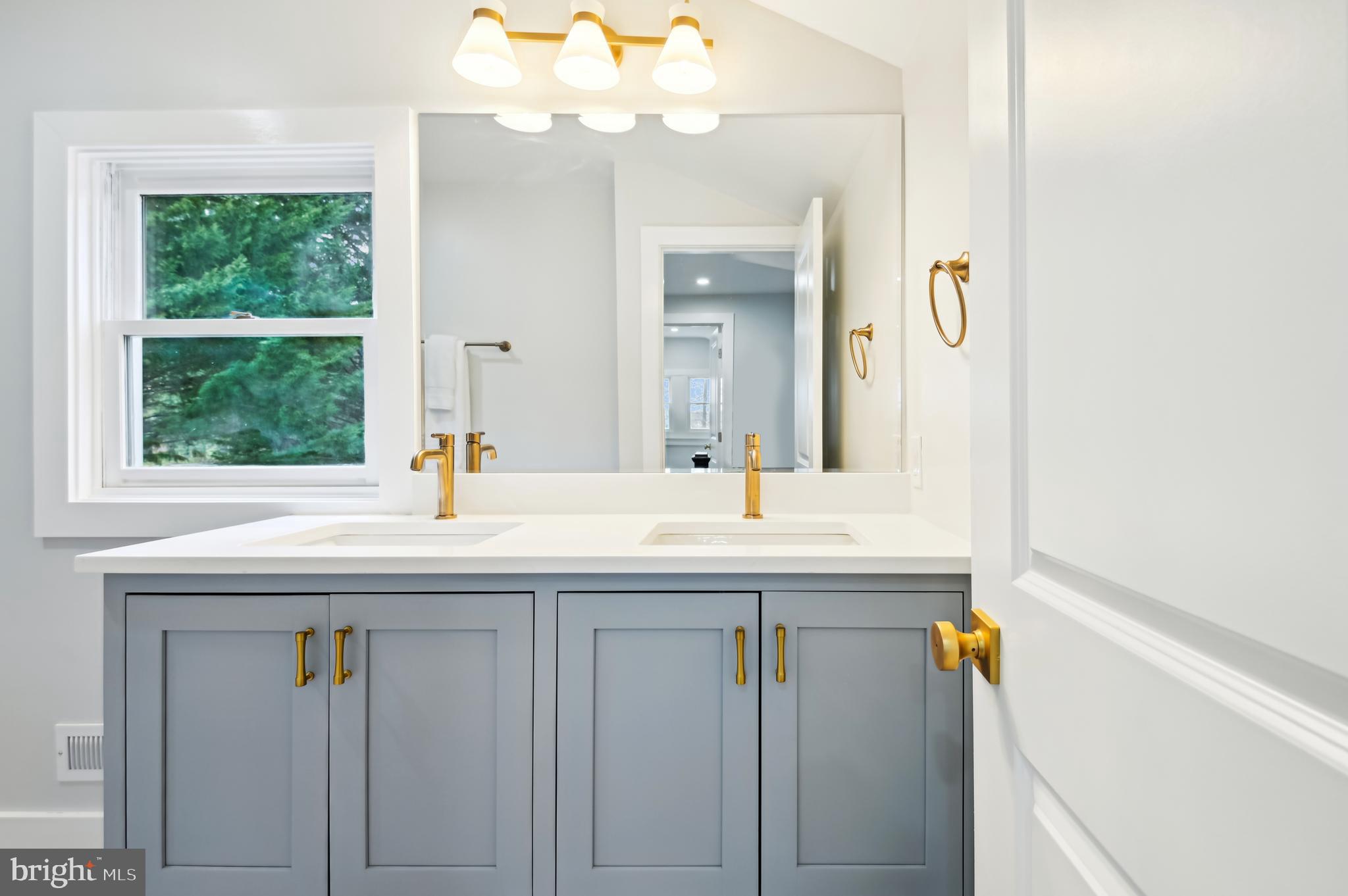 LAKELAND - Residential