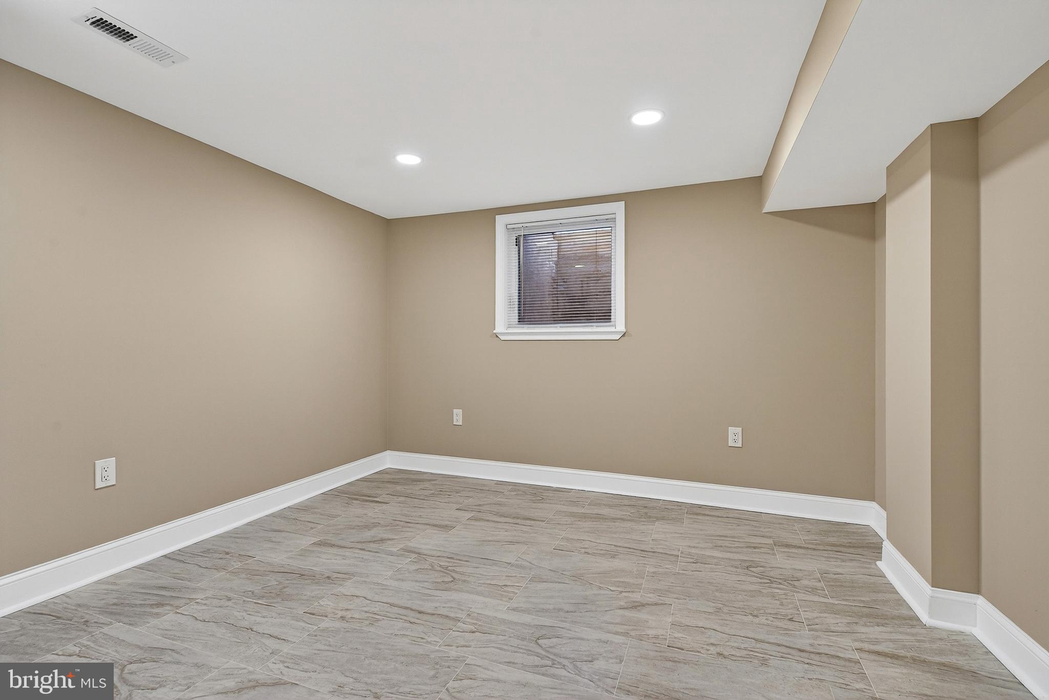 BATTLE GROVE - Residential