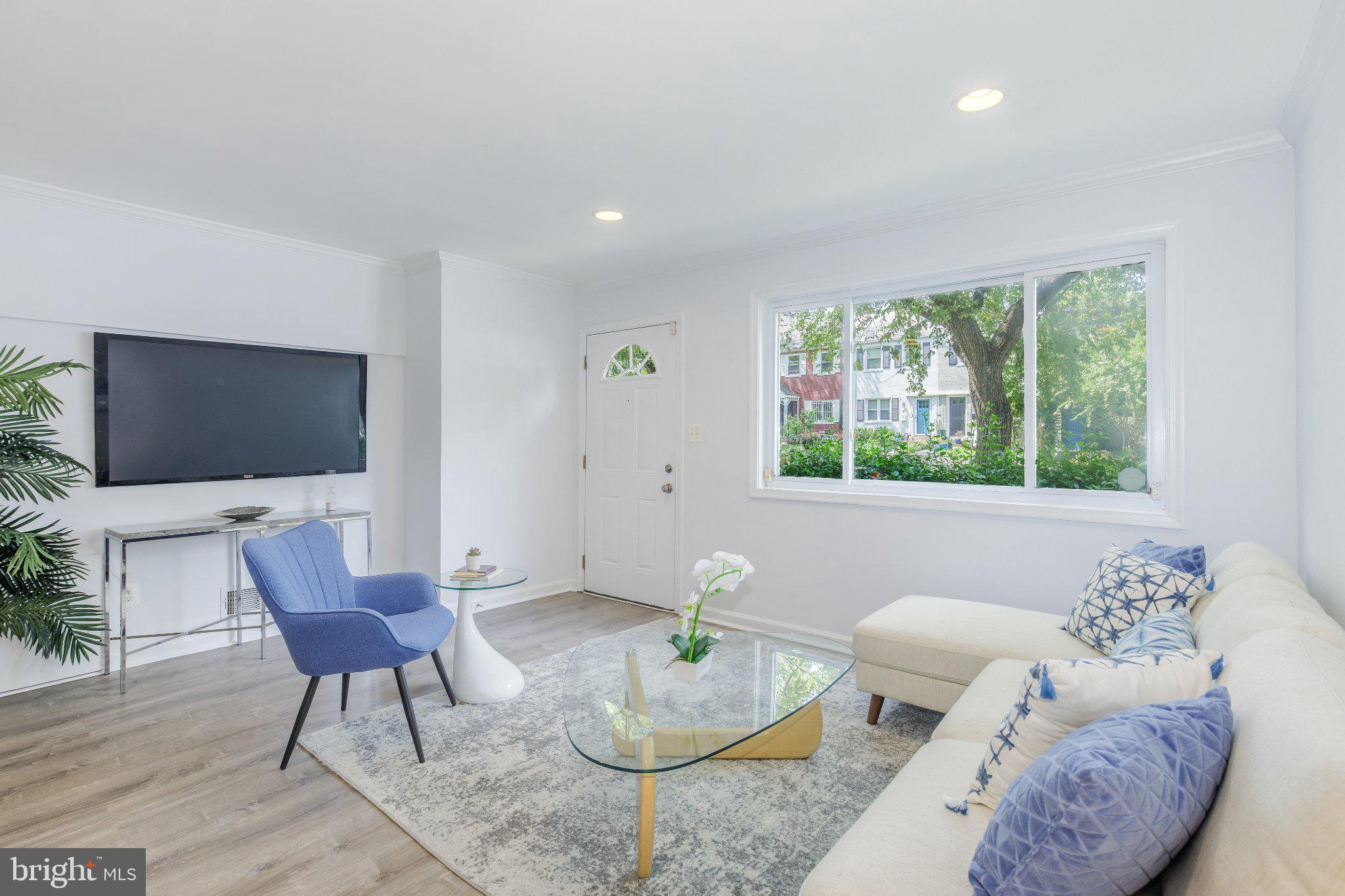 28 17TH STREET SE