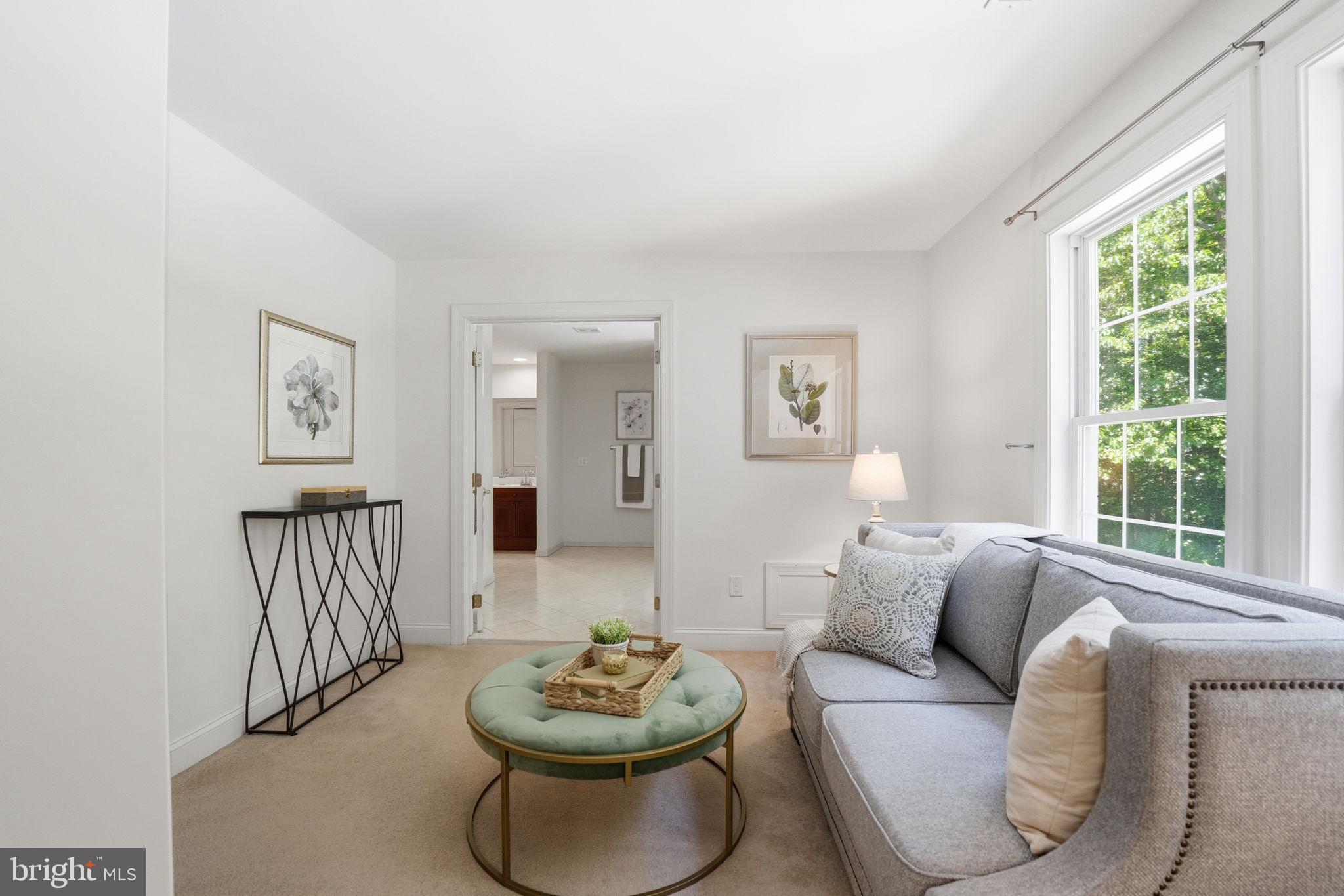 CLASSIC OAKS - Residential