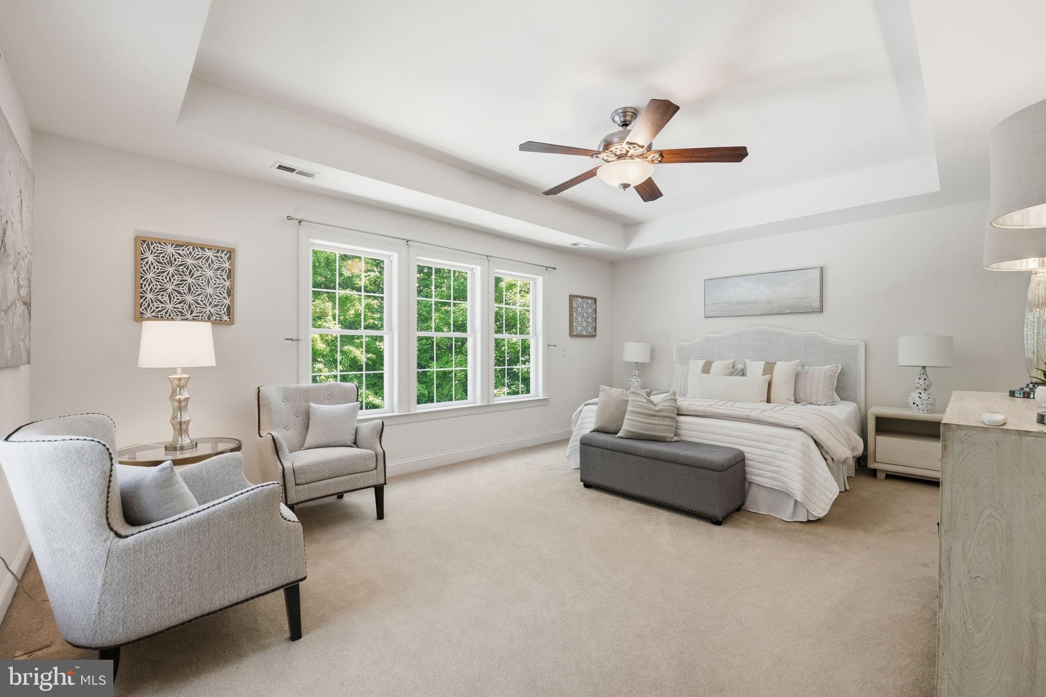CLASSIC OAKS - Residential