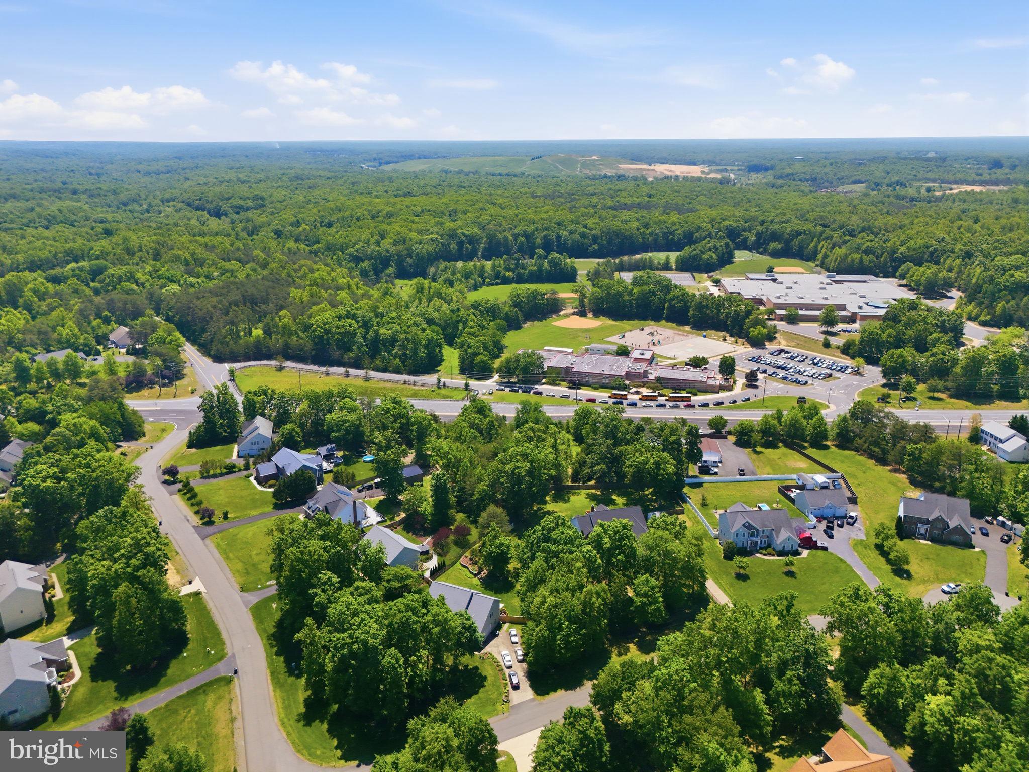 CLASSIC OAKS - Residential