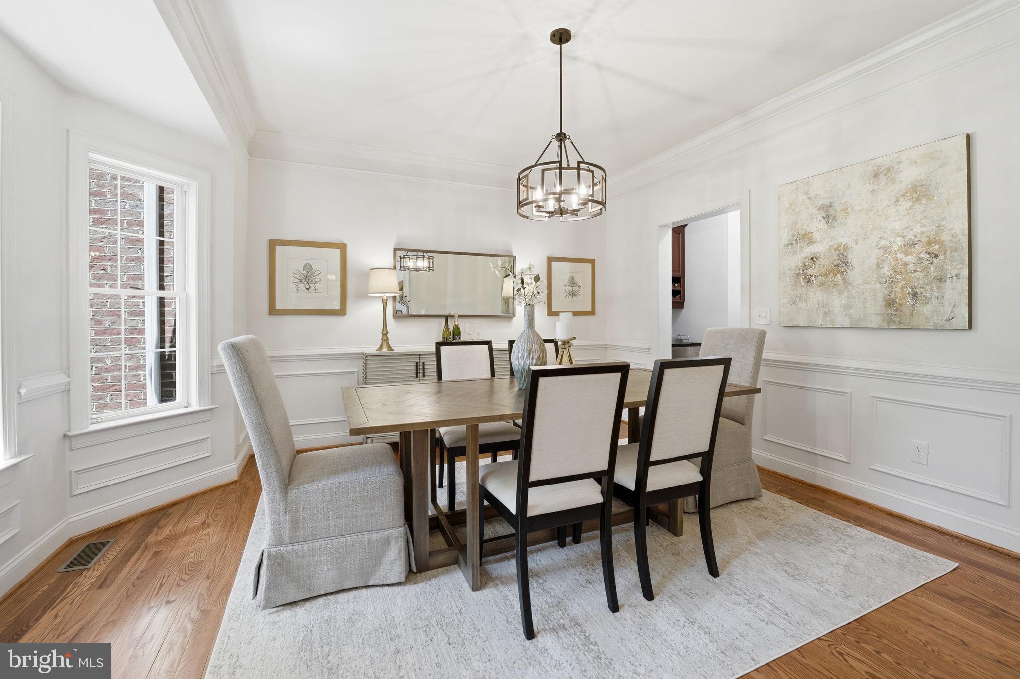 CLASSIC OAKS - Residential