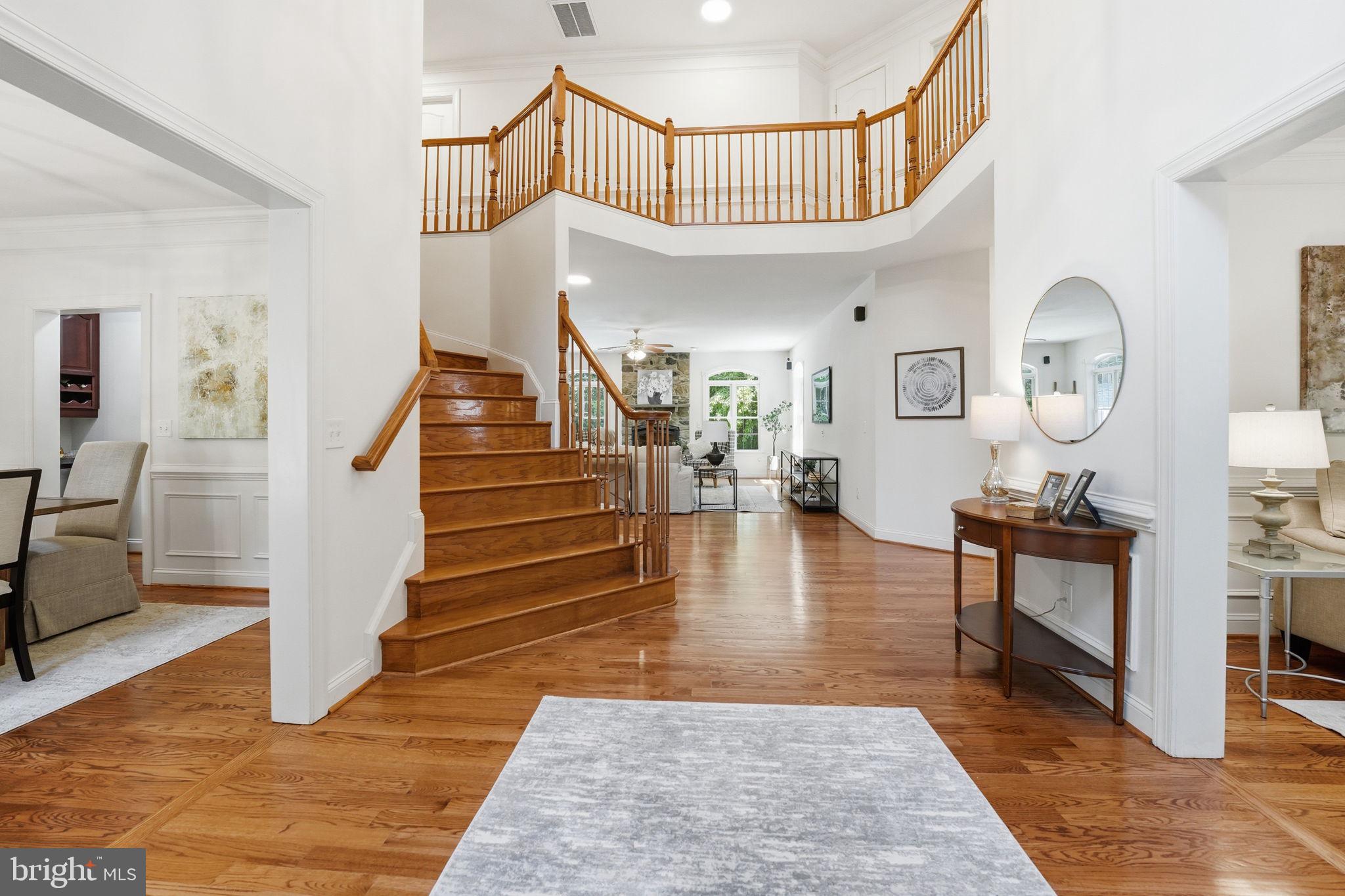 CLASSIC OAKS - Residential