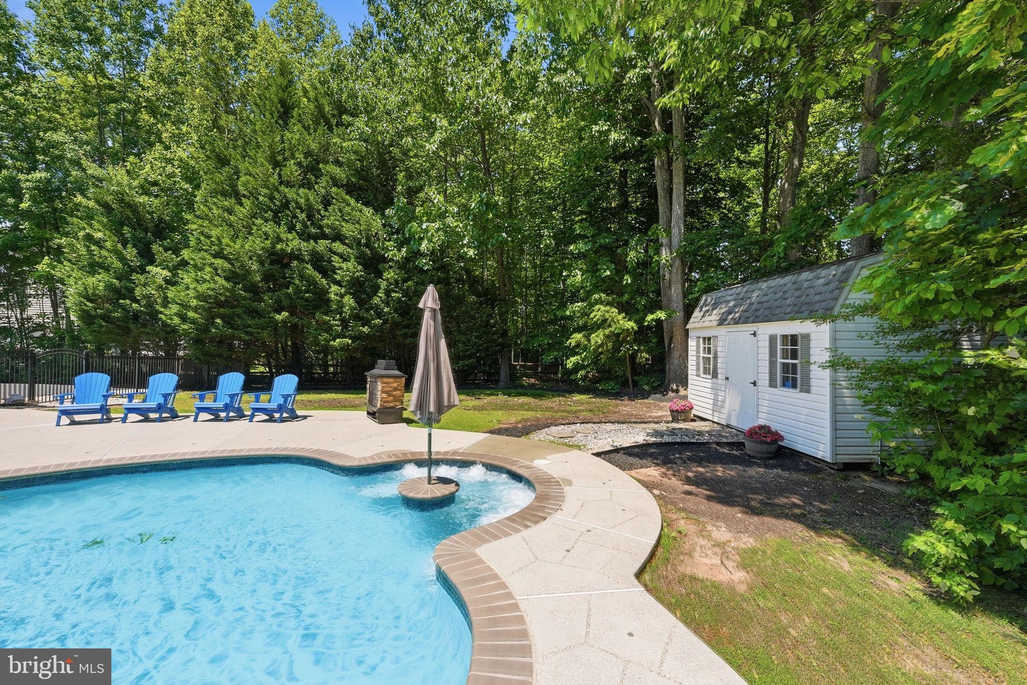 CLASSIC OAKS - Residential