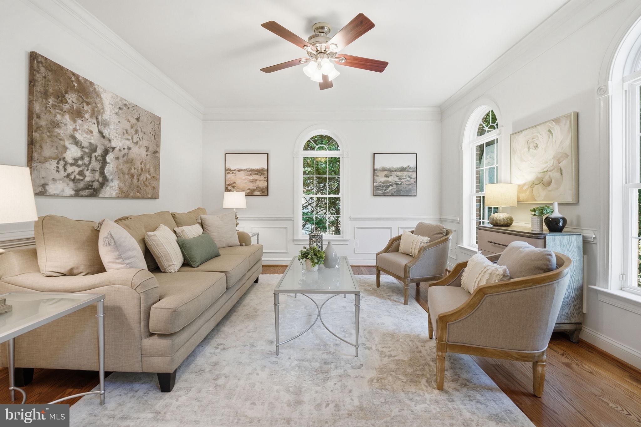 CLASSIC OAKS - Residential