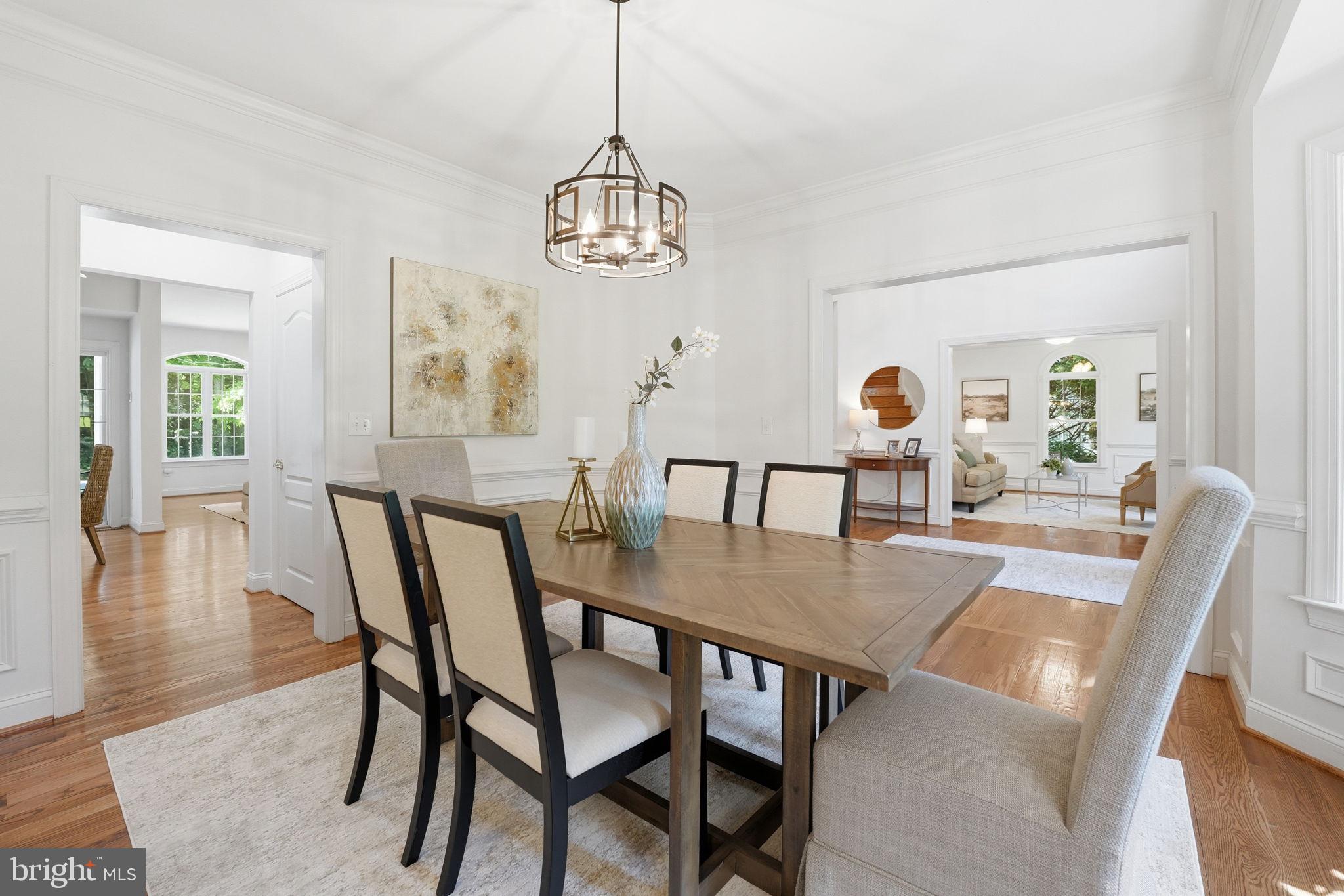 CLASSIC OAKS - Residential