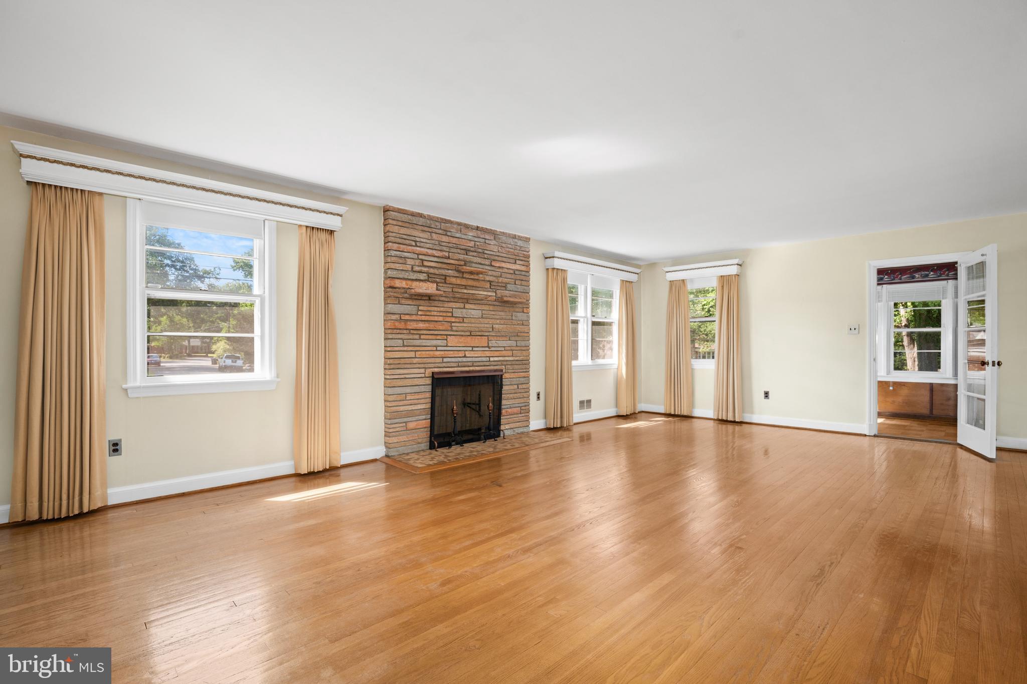 MANCHESTER ESTATES - Residential