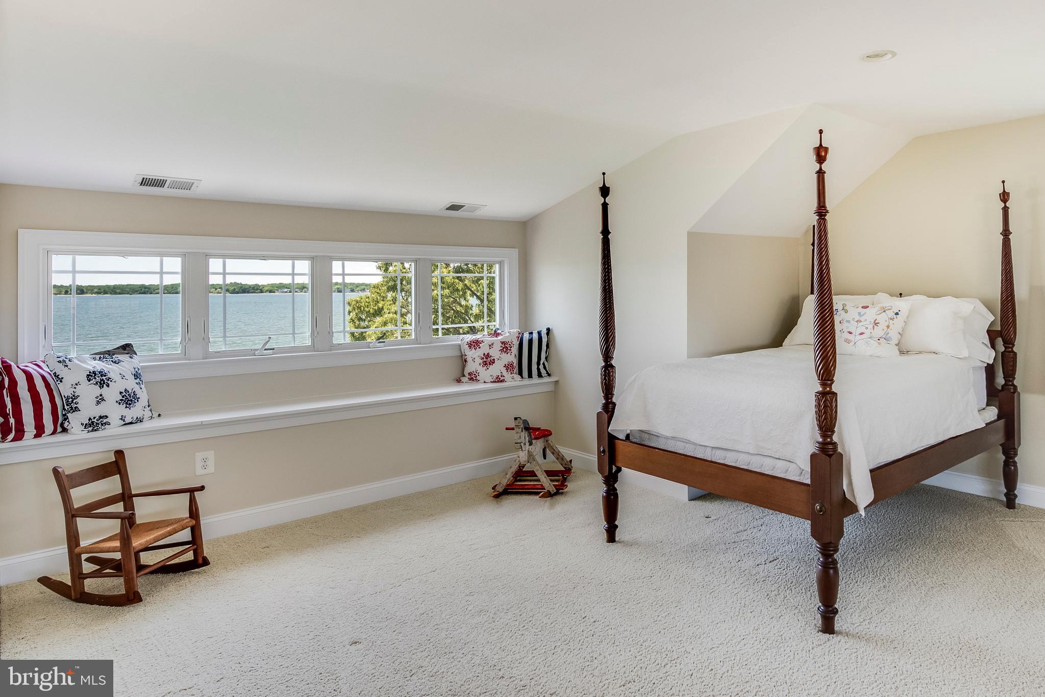 OAKWOOD - Residential