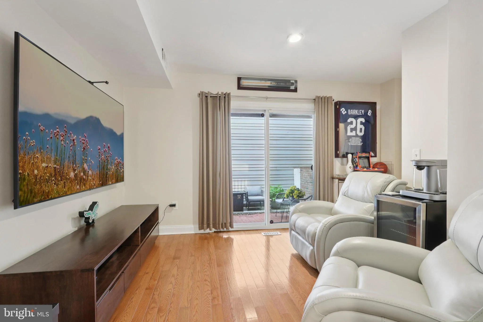 Philadelphia, Pennsylvania 19146, United States, 3 Bedrooms Bedrooms, ,3 BathroomsBathrooms,Residential,Active,159818