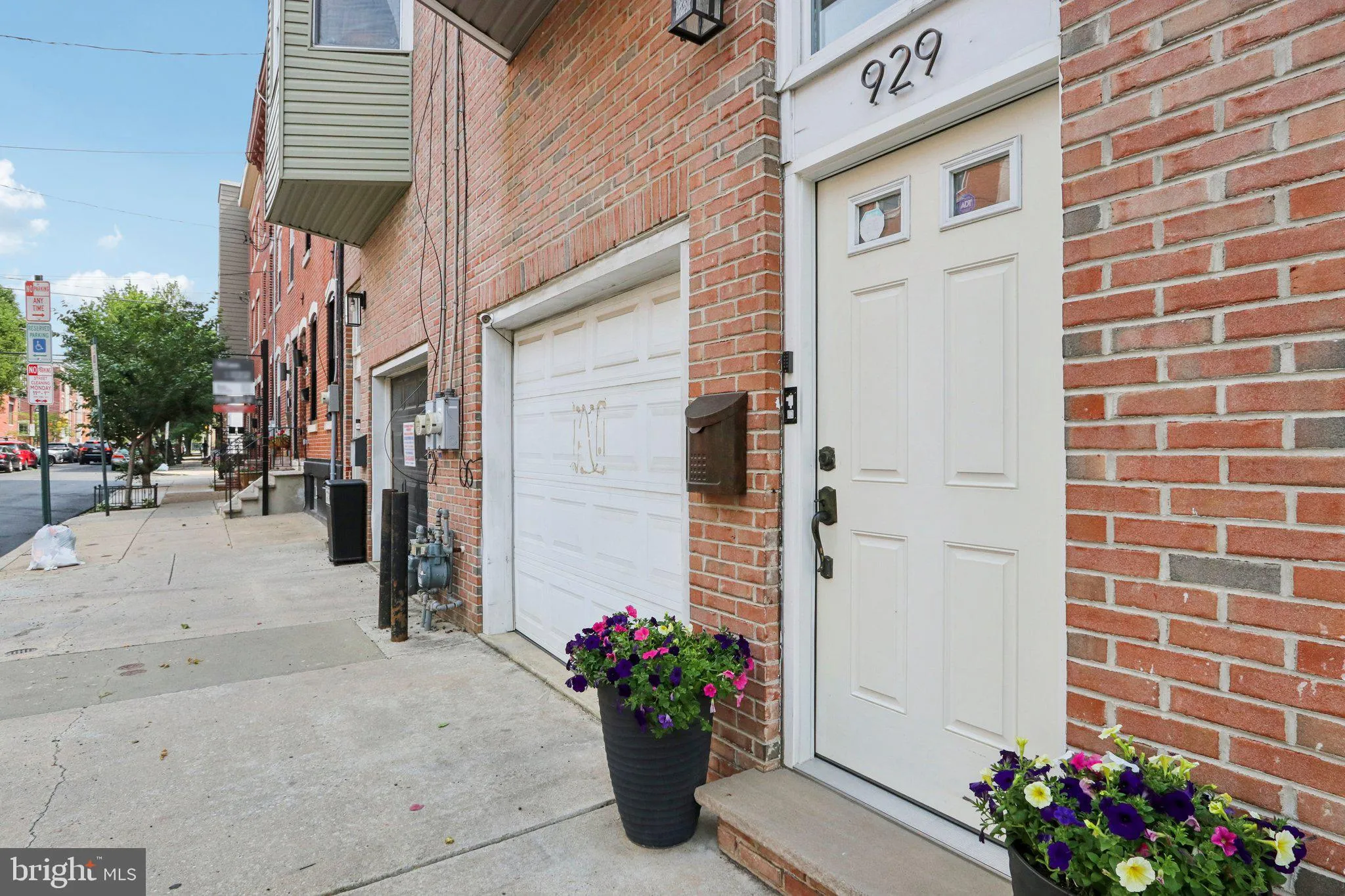 Philadelphia, Pennsylvania 19146, United States, 3 Bedrooms Bedrooms, ,3 BathroomsBathrooms,Residential,Active,159818