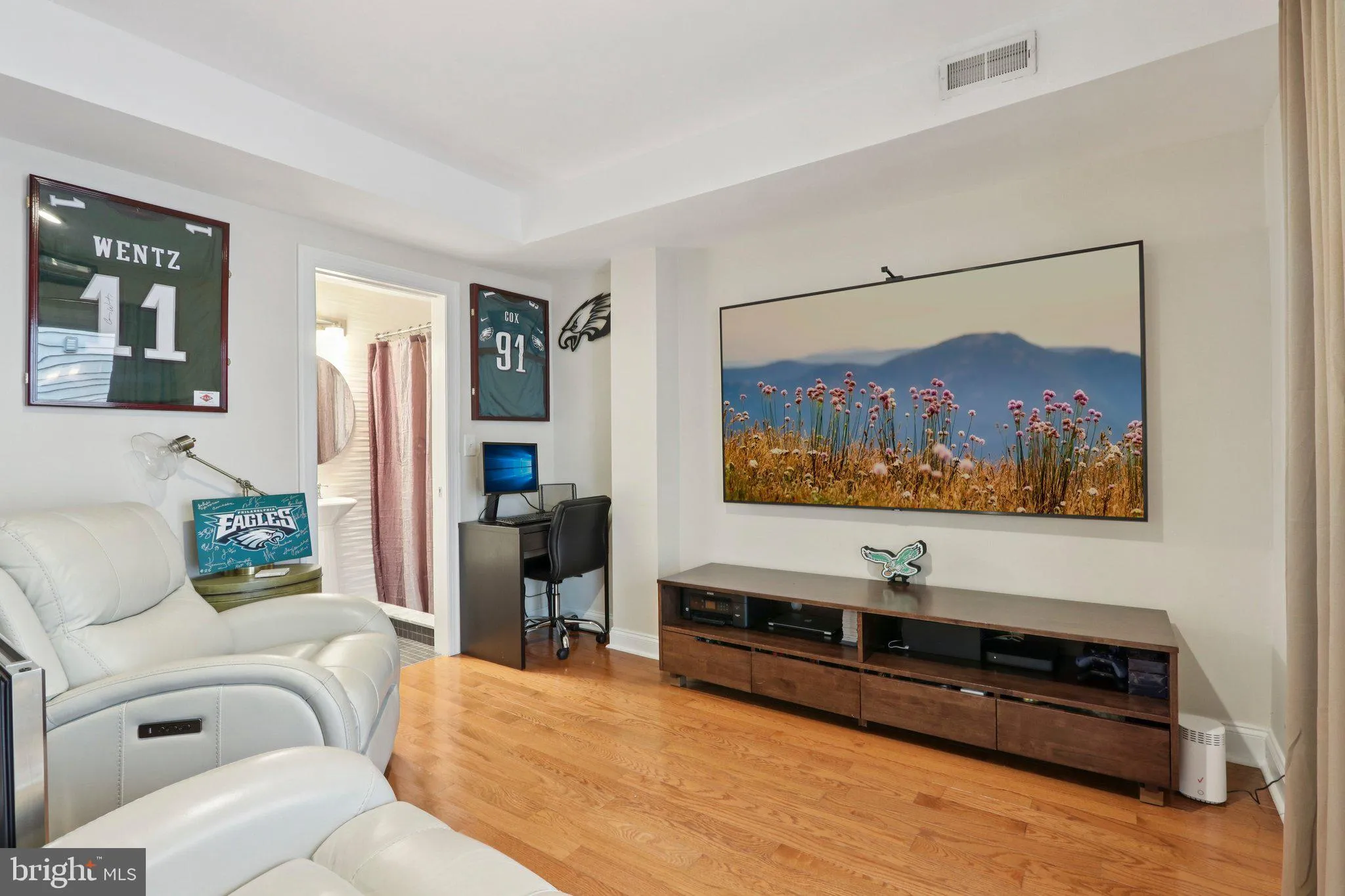 Philadelphia, Pennsylvania 19146, United States, 3 Bedrooms Bedrooms, ,3 BathroomsBathrooms,Residential,Active,159818