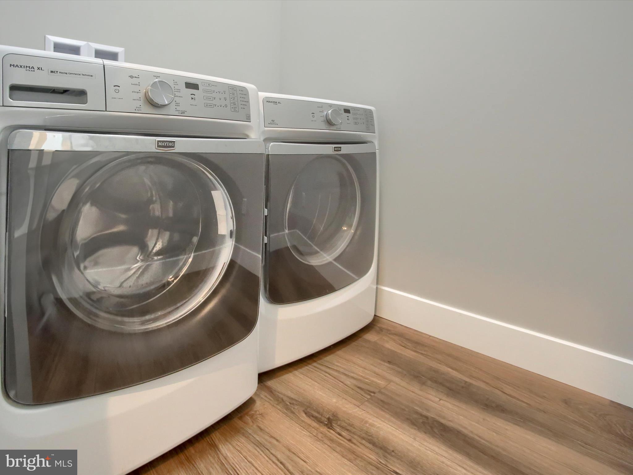 CORTLAND PARK AT WINDING HILLS - Residential