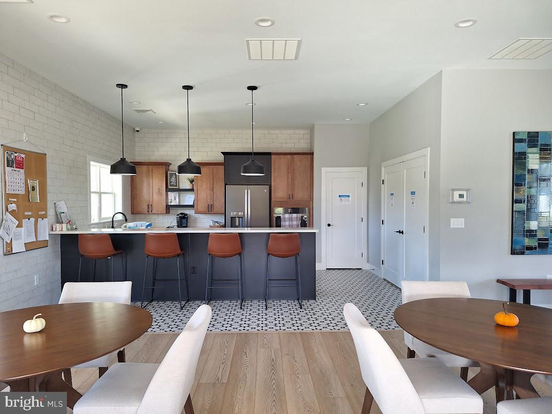 CORTLAND PARK AT WINDING HILLS - Residential