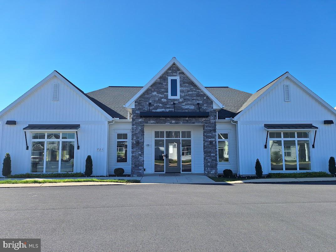 CORTLAND PARK AT WINDING HILLS - Residential