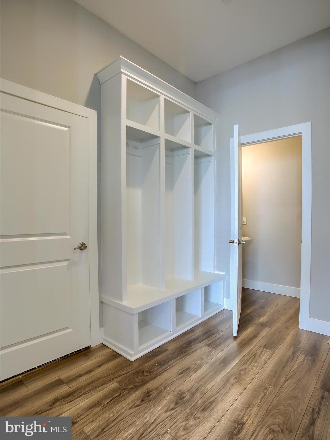 CORTLAND PARK AT WINDING HILLS - Residential