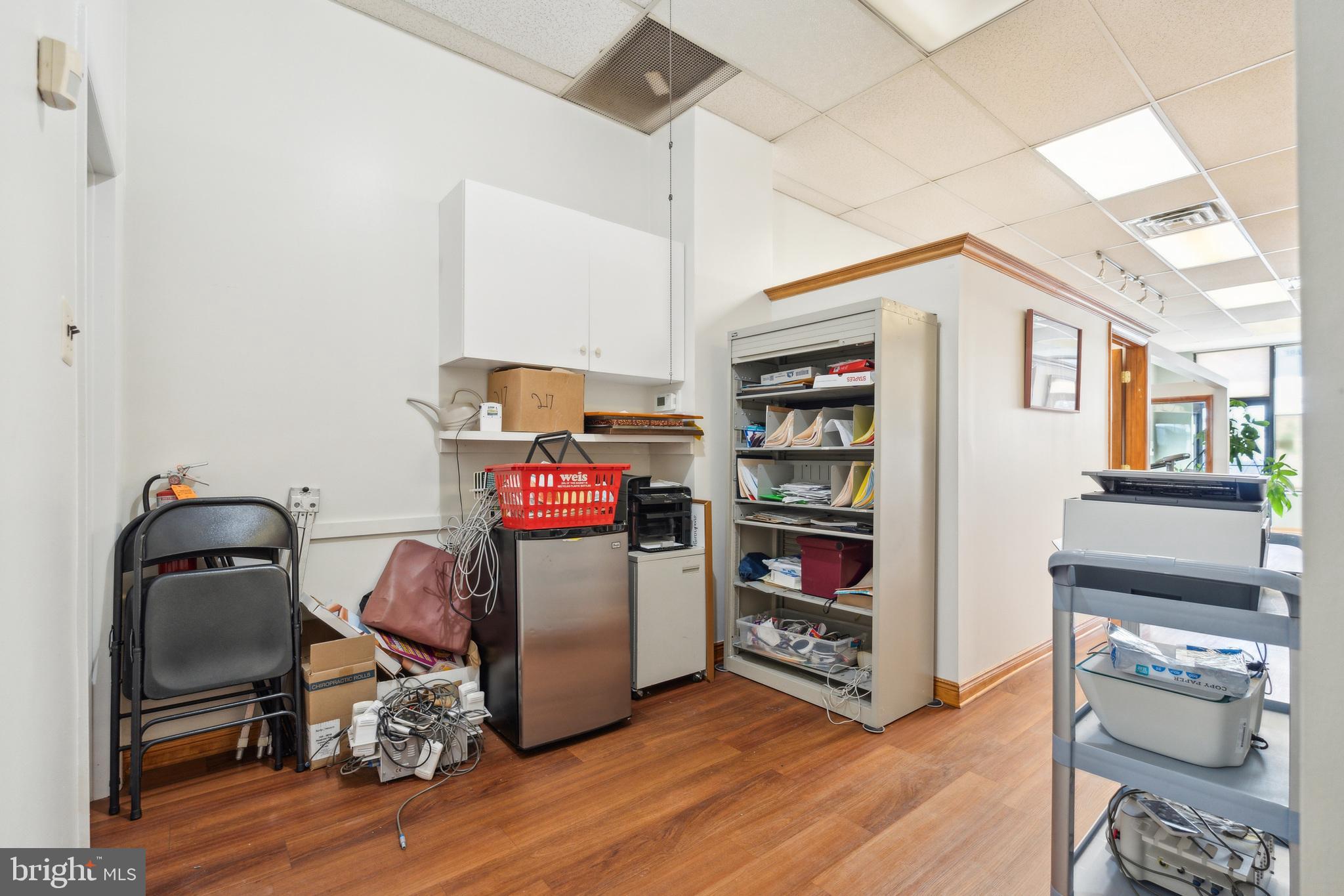 BUSTLETON - Commercial Sale