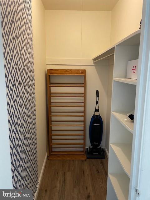 BETHESDA PARK - Residential