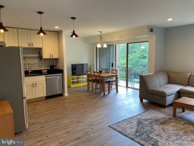 BETHESDA PARK - Residential