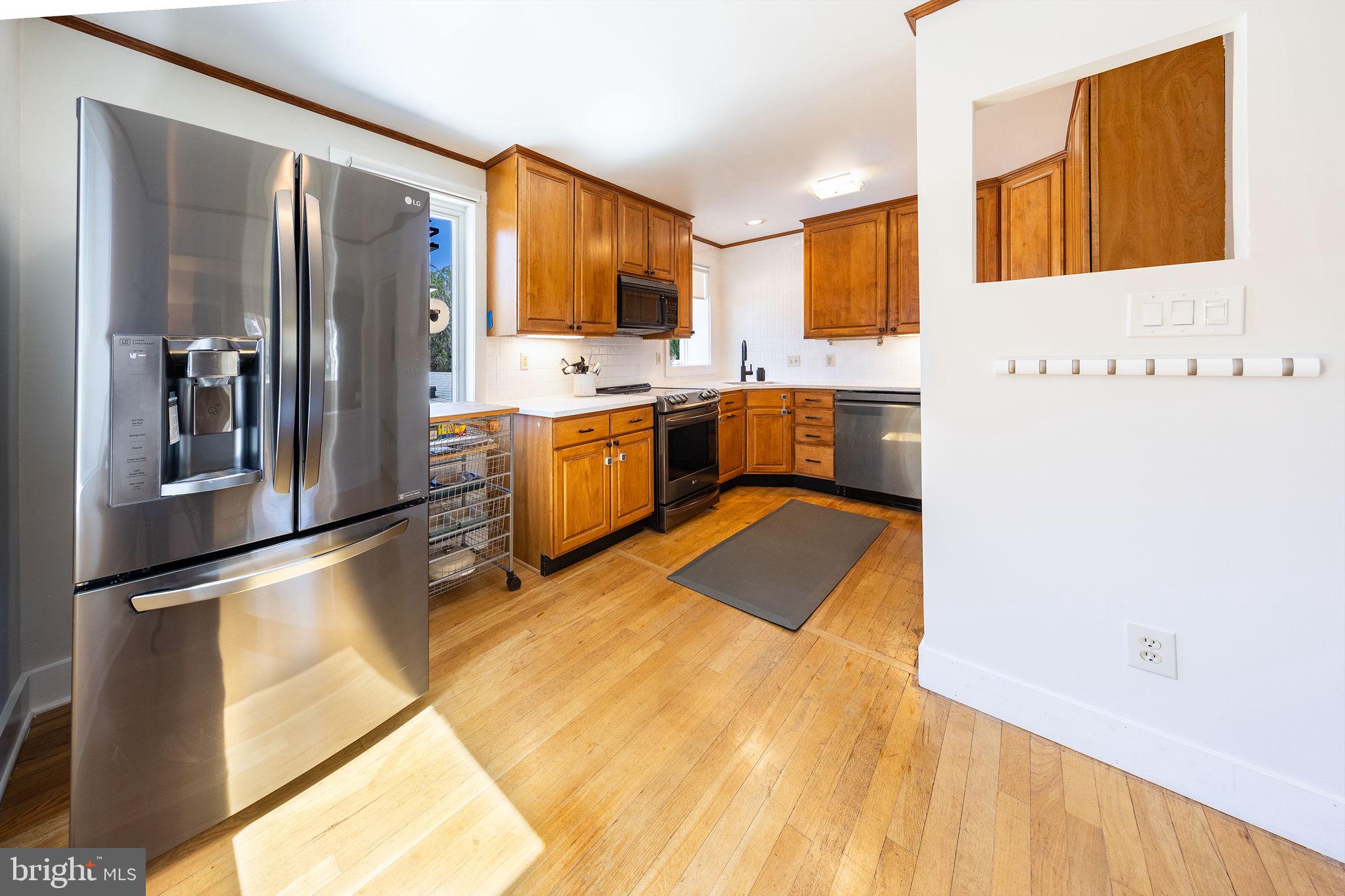 4018 ESTABROOK DRIVE