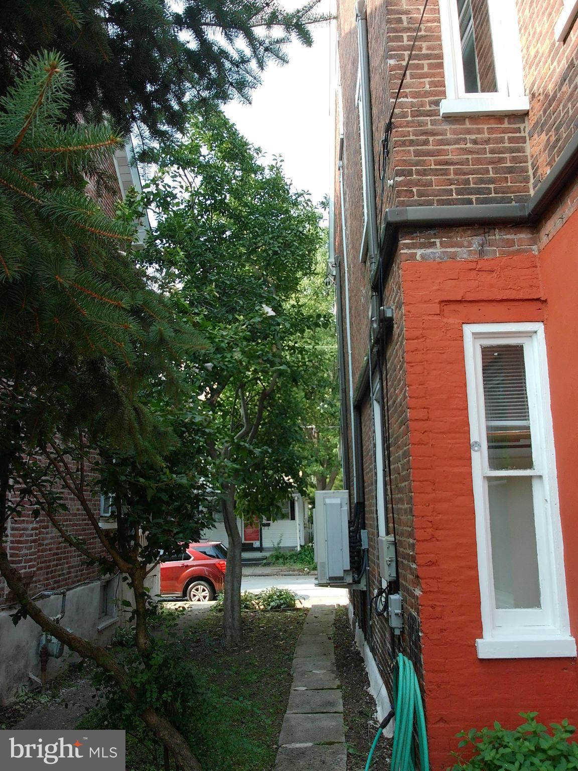 POTTSTOWN - Residential