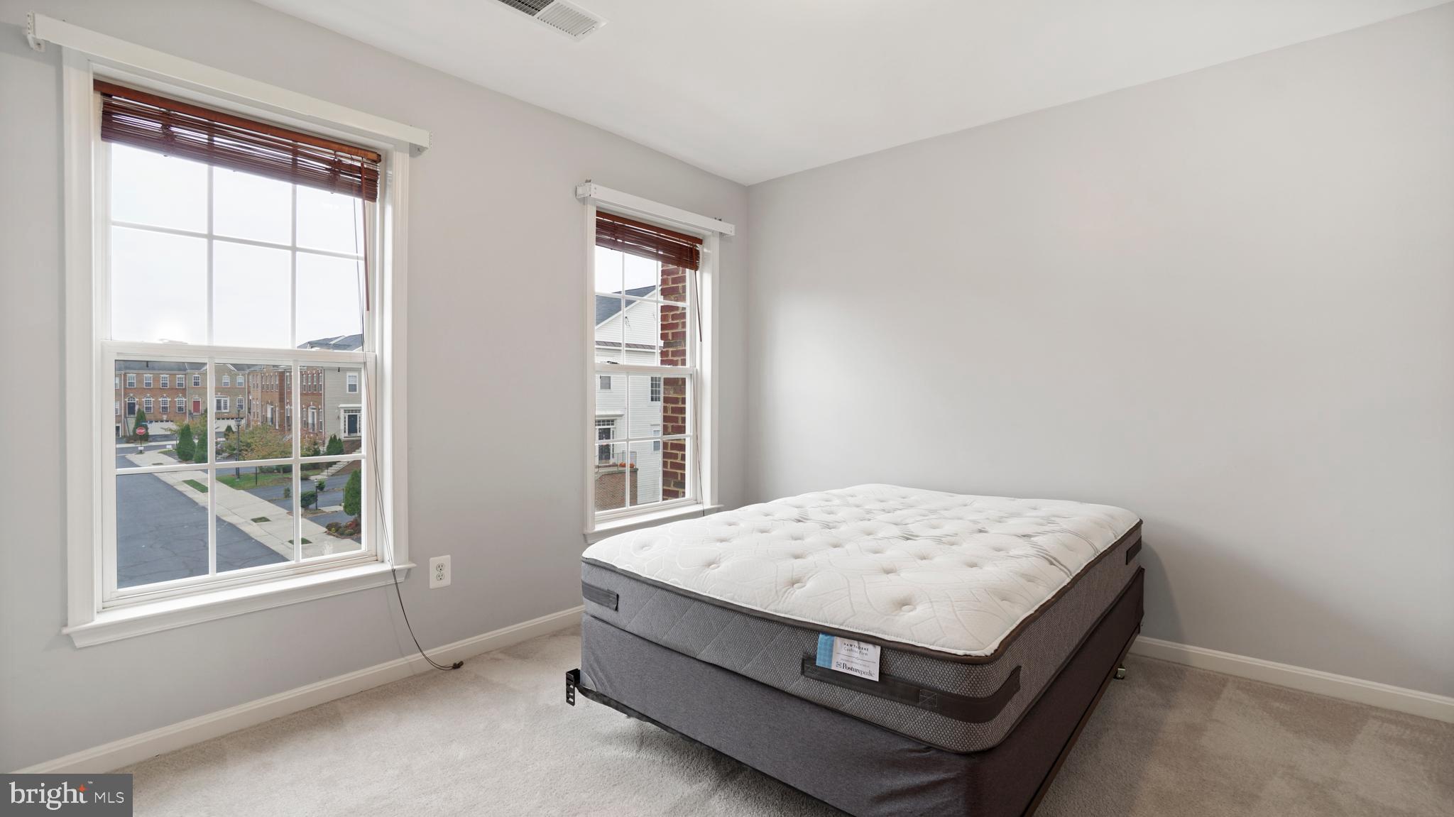 STONE RIDGE NORTH - Residential Lease