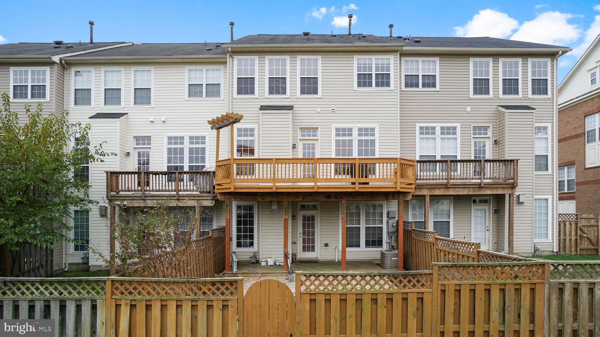 STONE RIDGE NORTH - Residential Lease