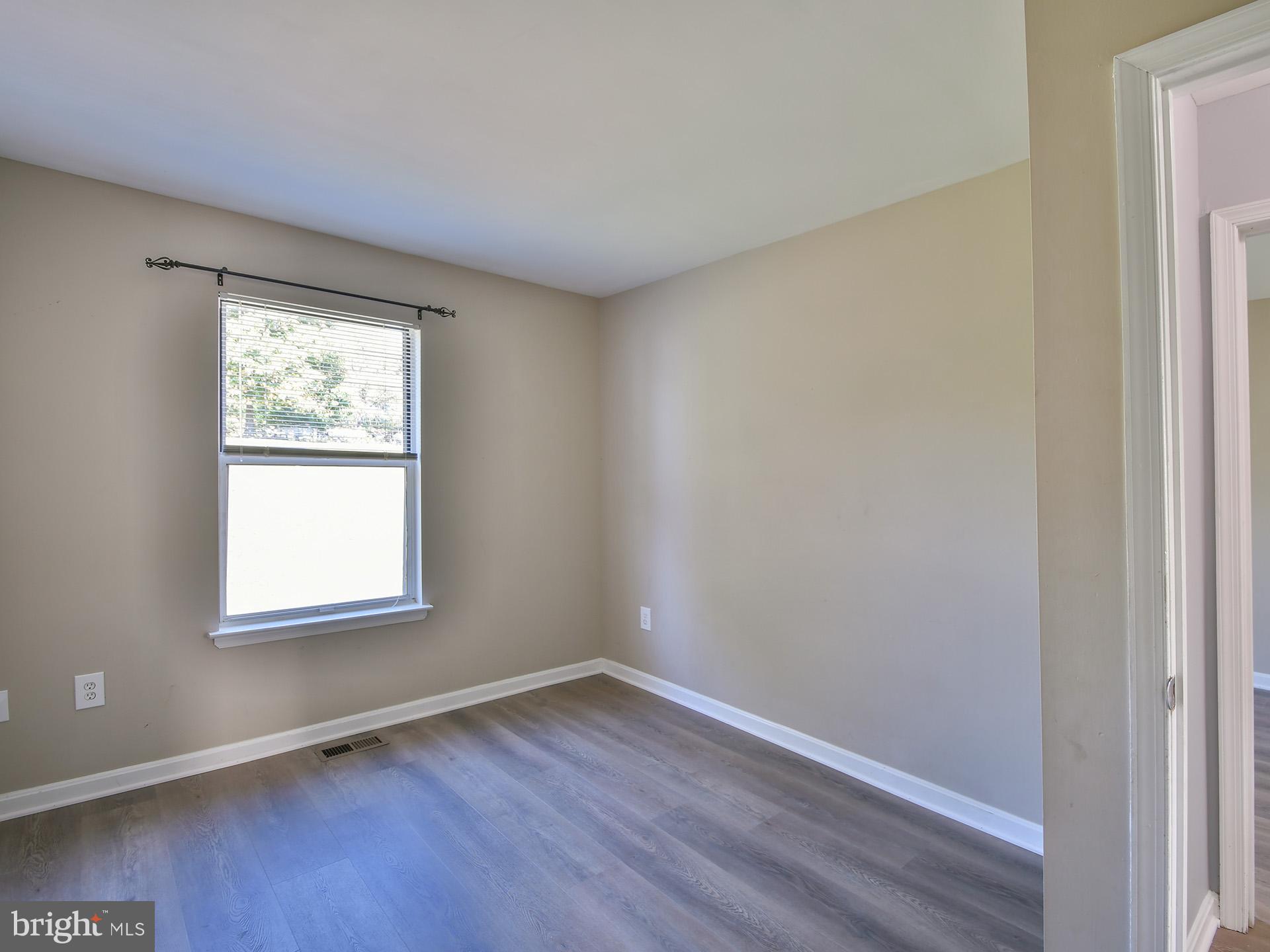 RIVER MILLS - Residential Lease