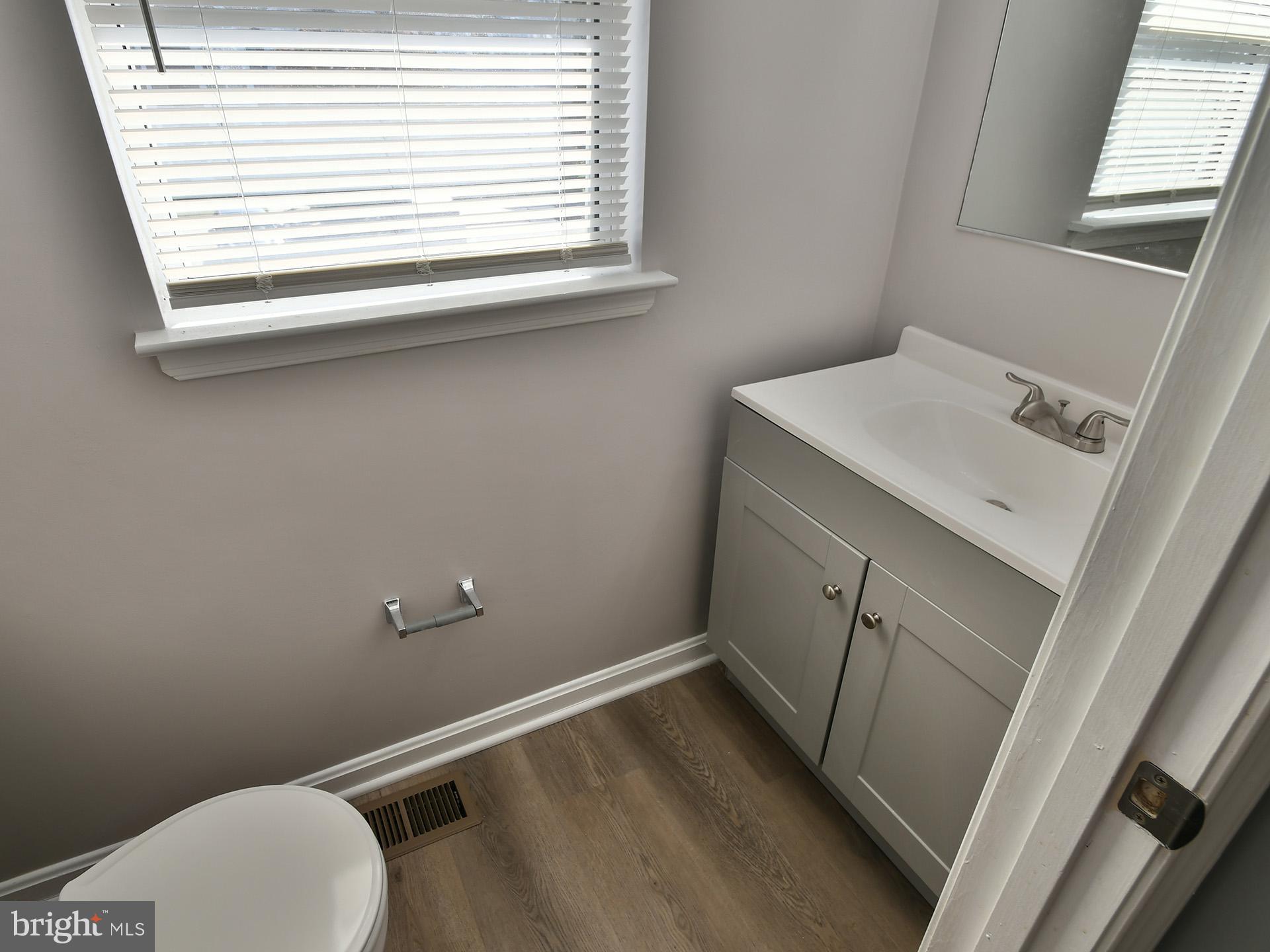 RIVER MILLS - Residential Lease