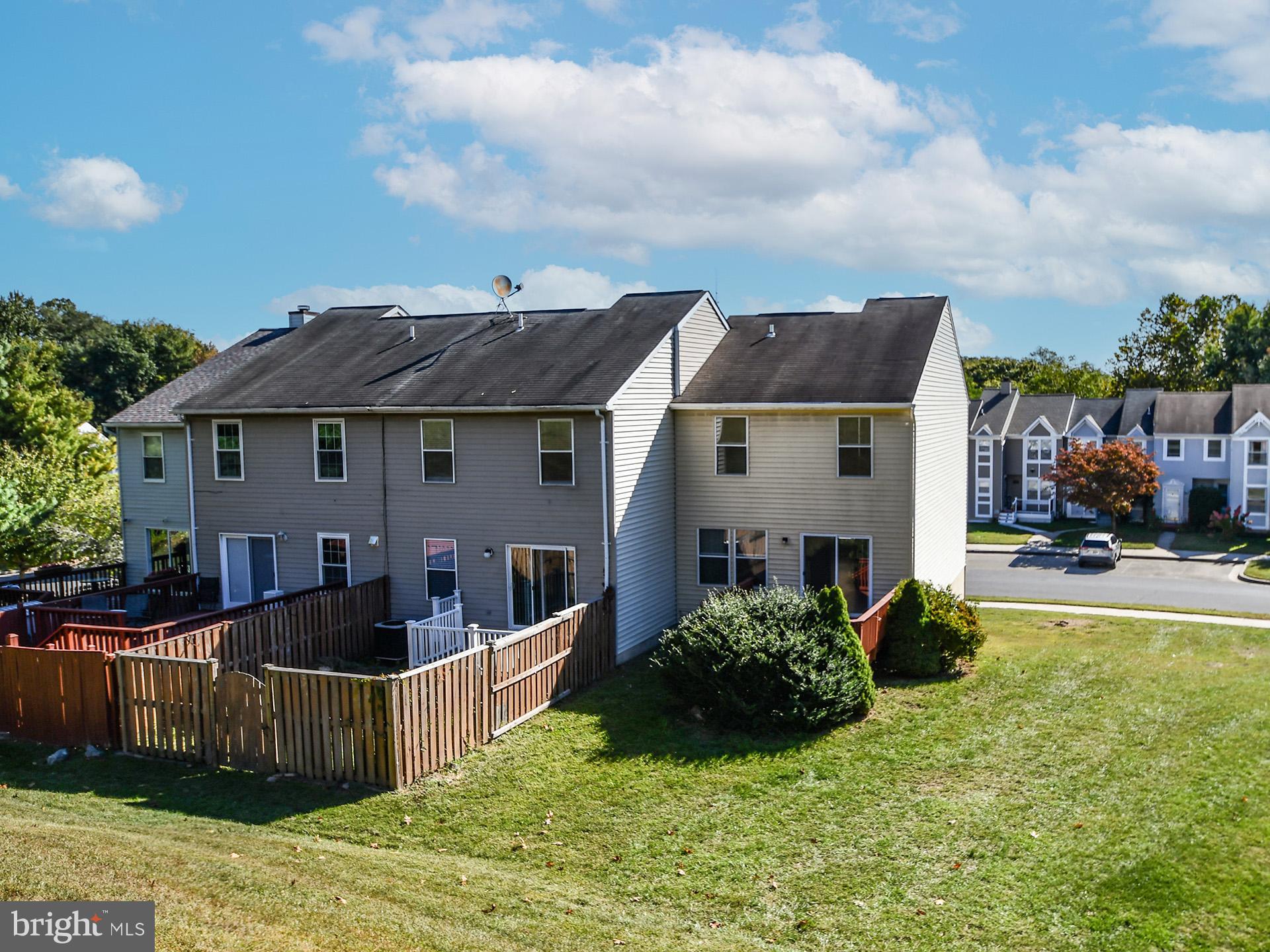 RIVER MILLS - Residential Lease