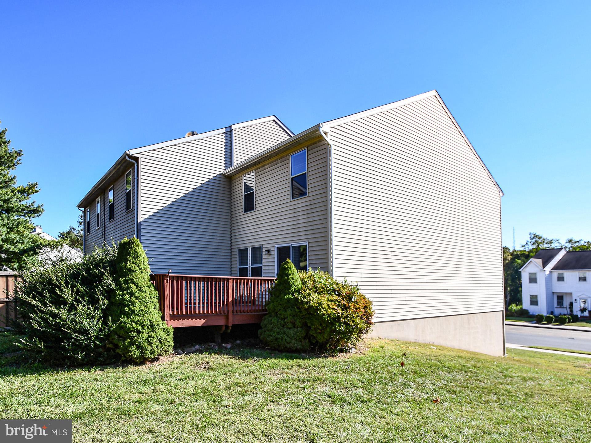 RIVER MILLS - Residential Lease