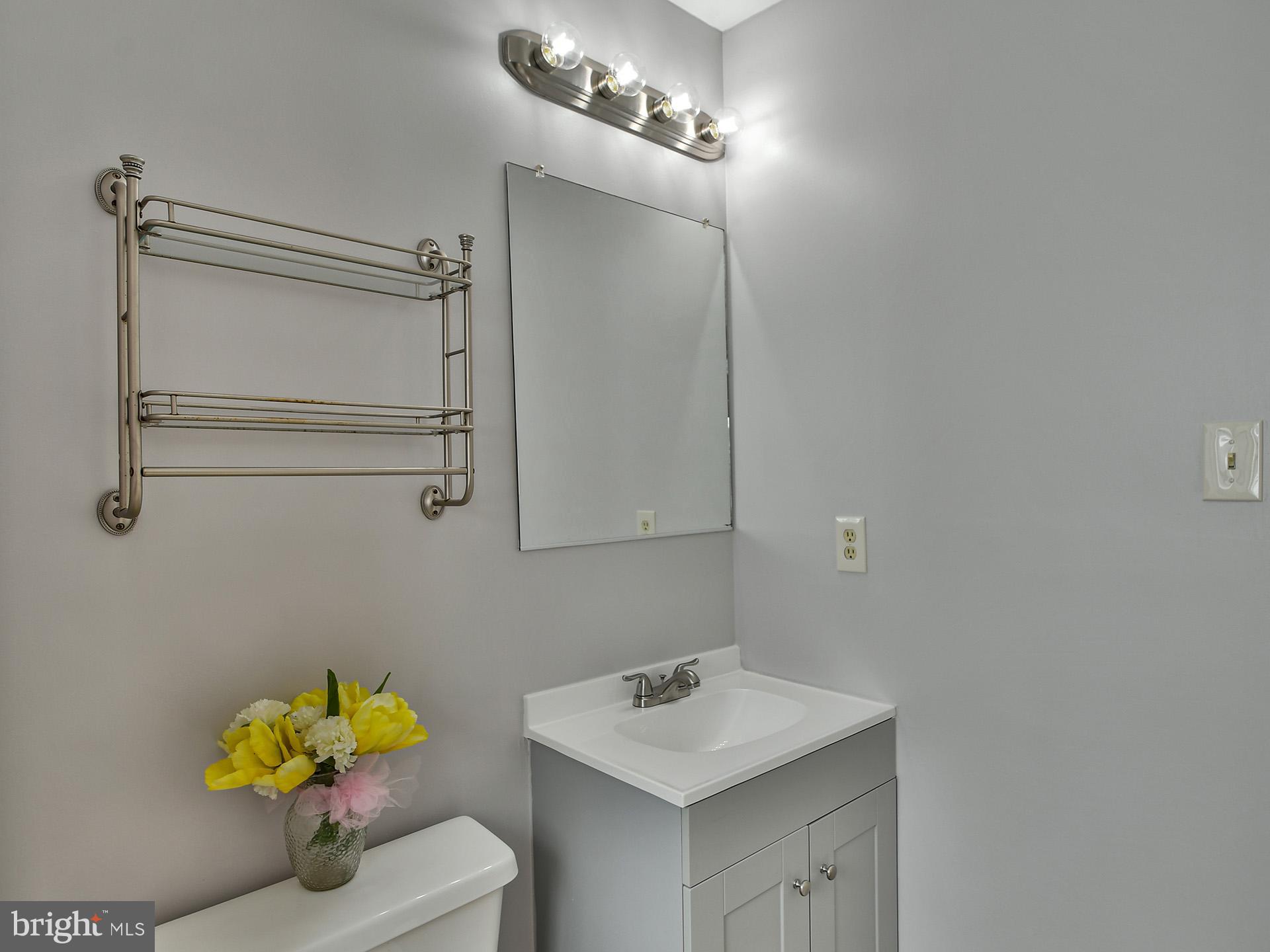 RIVER MILLS - Residential Lease